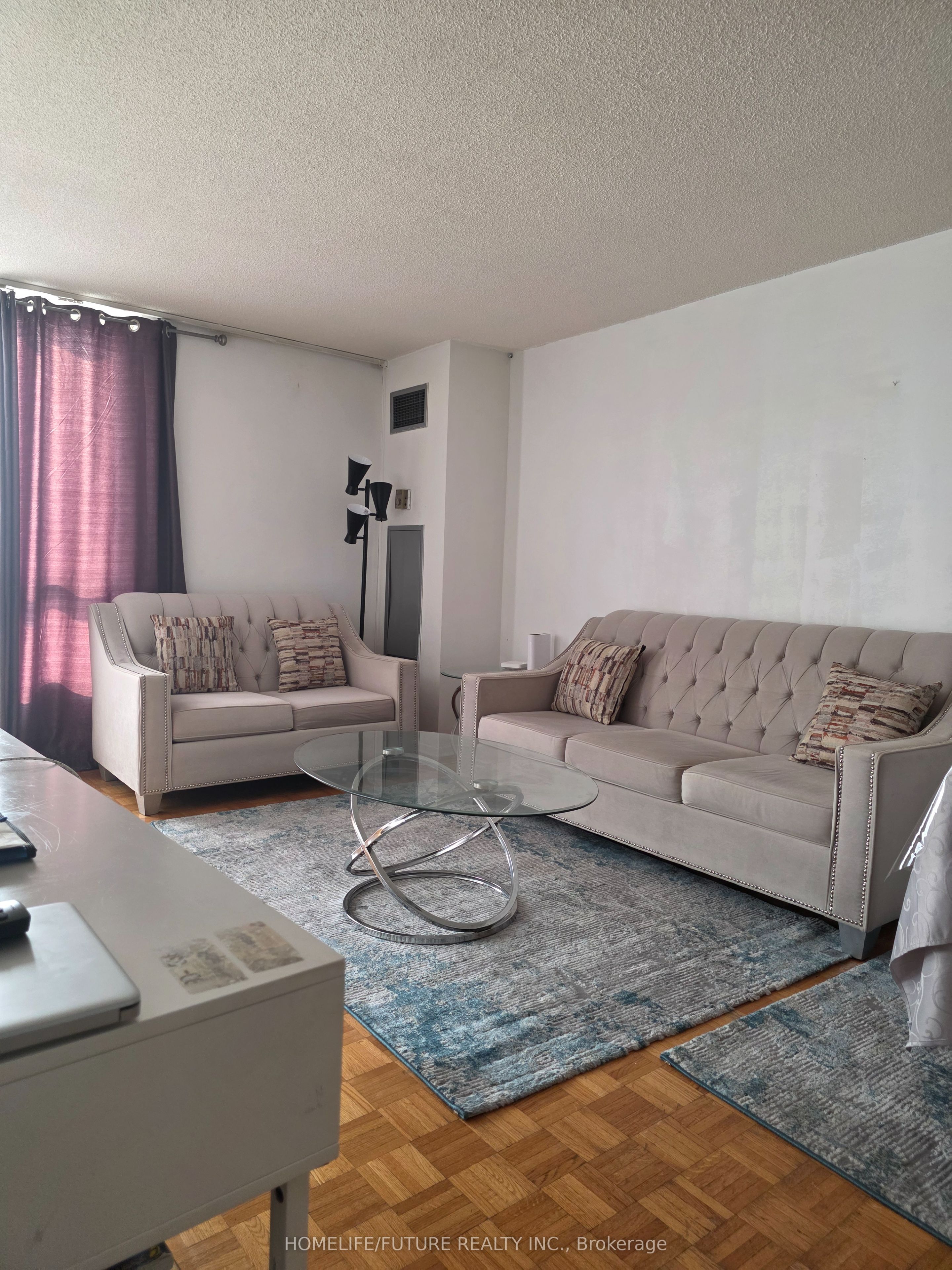 2470 Eglinton Avenue W 1203, Toronto, ON M6M 5E7 photo 4
