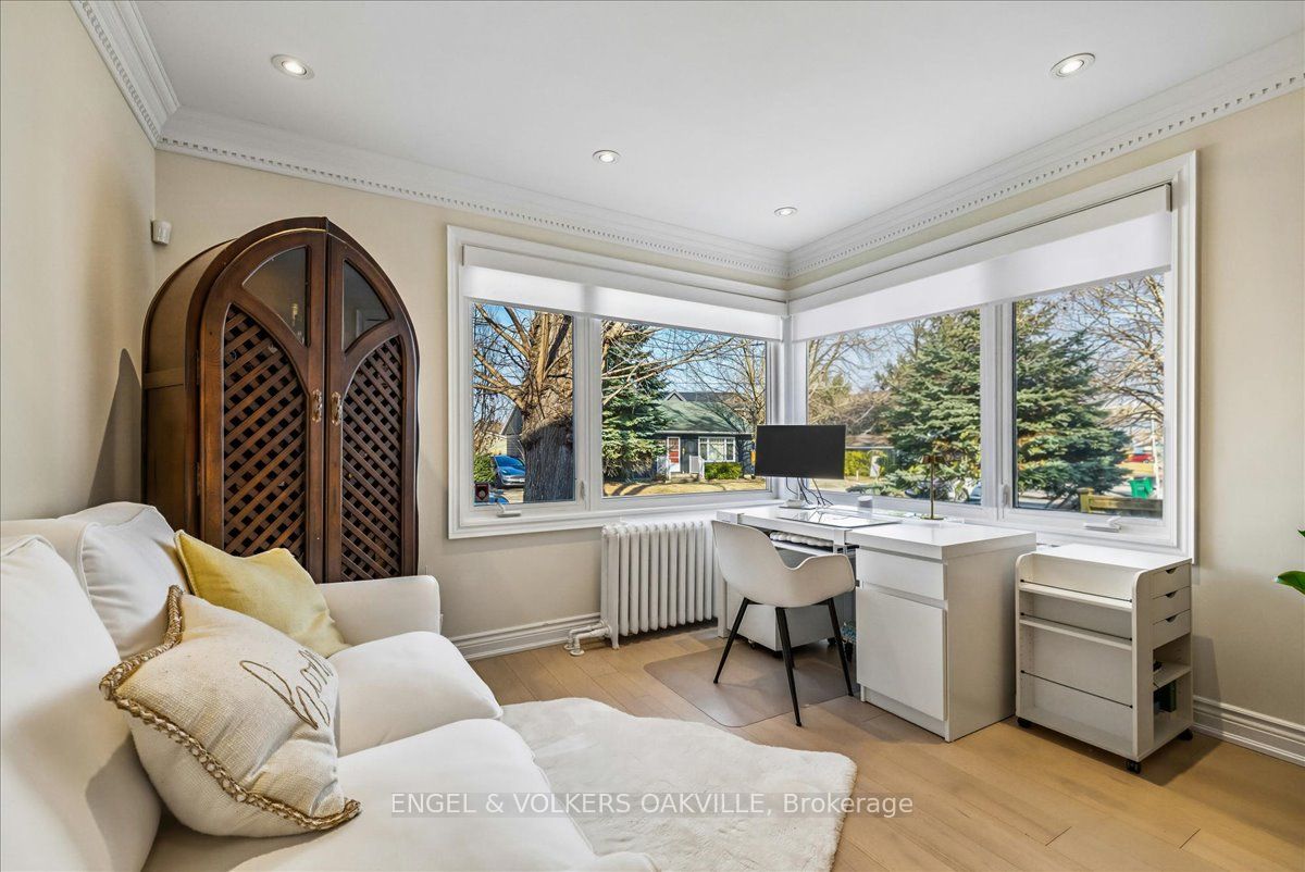 38 John Street S, Mississauga, ON L5H 2E6 photo 4