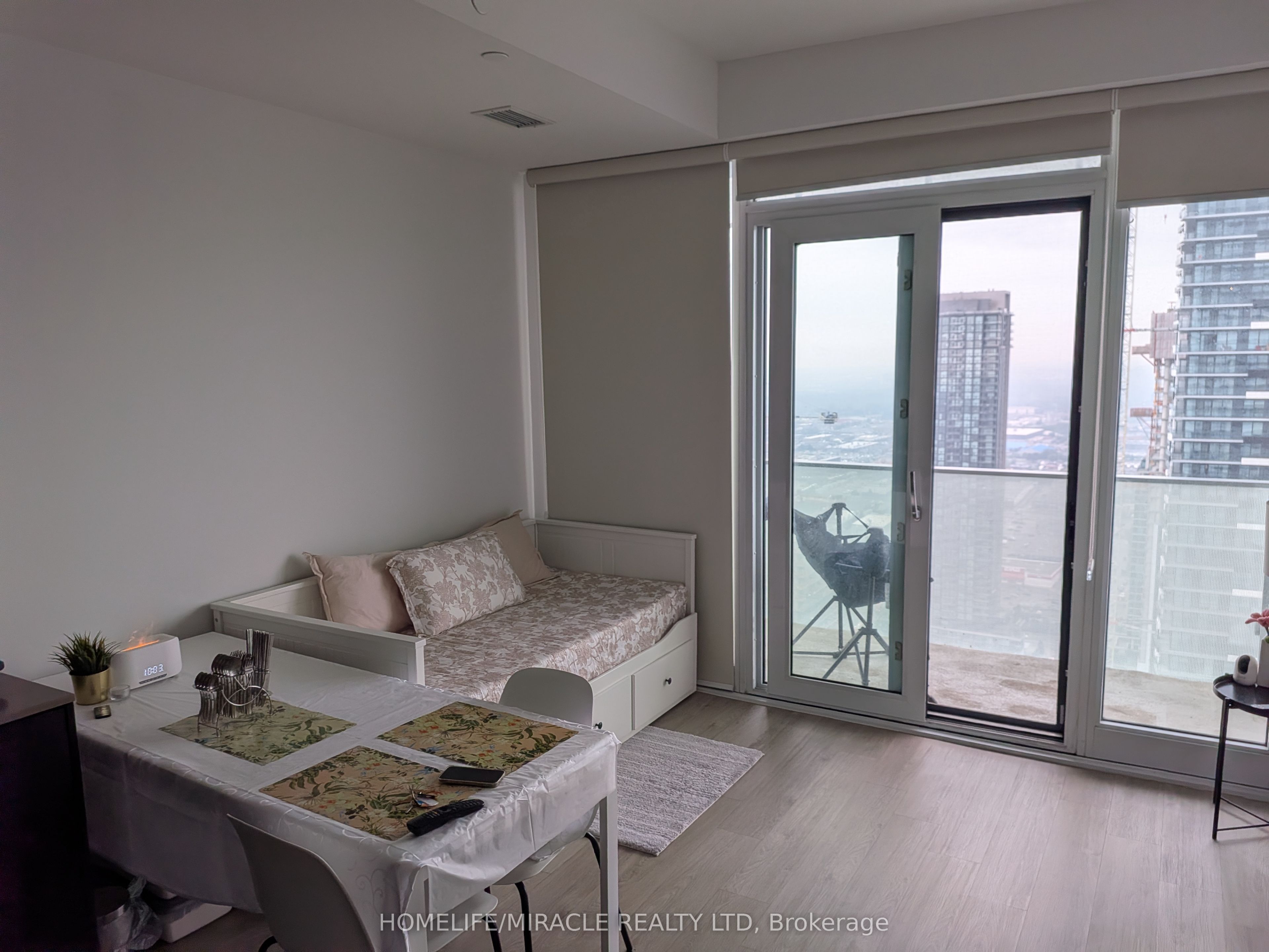 3900 Confederation Parkway 4205, Mississauga, ON L5B 0M3 photo 5