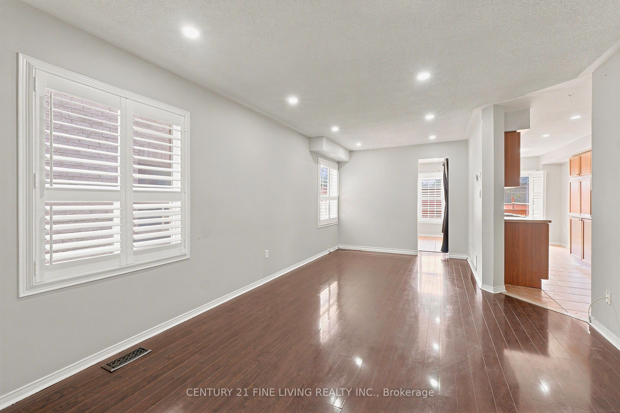 40 Hollowgrove Boulevard, Brampton, ON L6P 1B1 photo 4