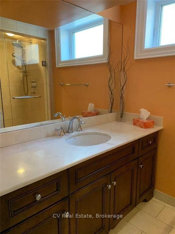 54 George Anderson Drive Basement, Toronto, ON M6M 2Y8 photo 2