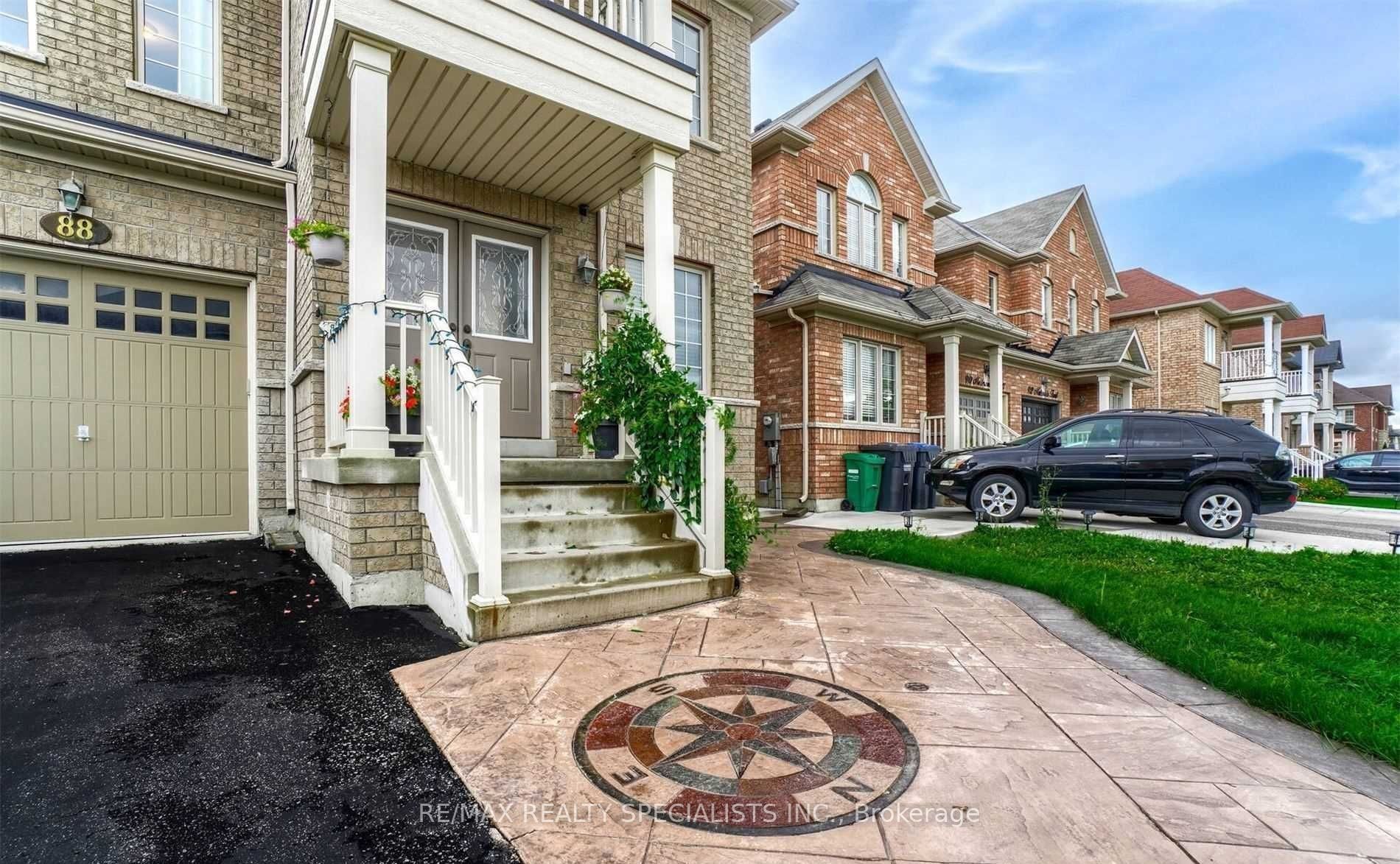 88 Natronia Trail MAIN & 2ND, Brampton, ON L6P 3N8 photo 2