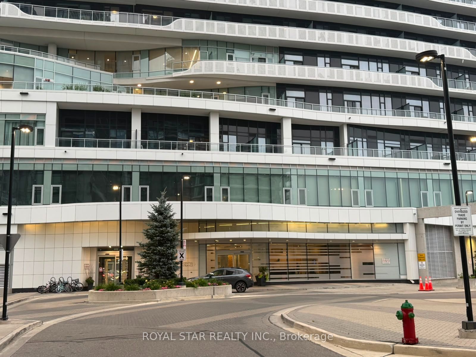 2520 Eglinton Avenue W 323, Mississauga, ON L5M 0Y4 photo 2