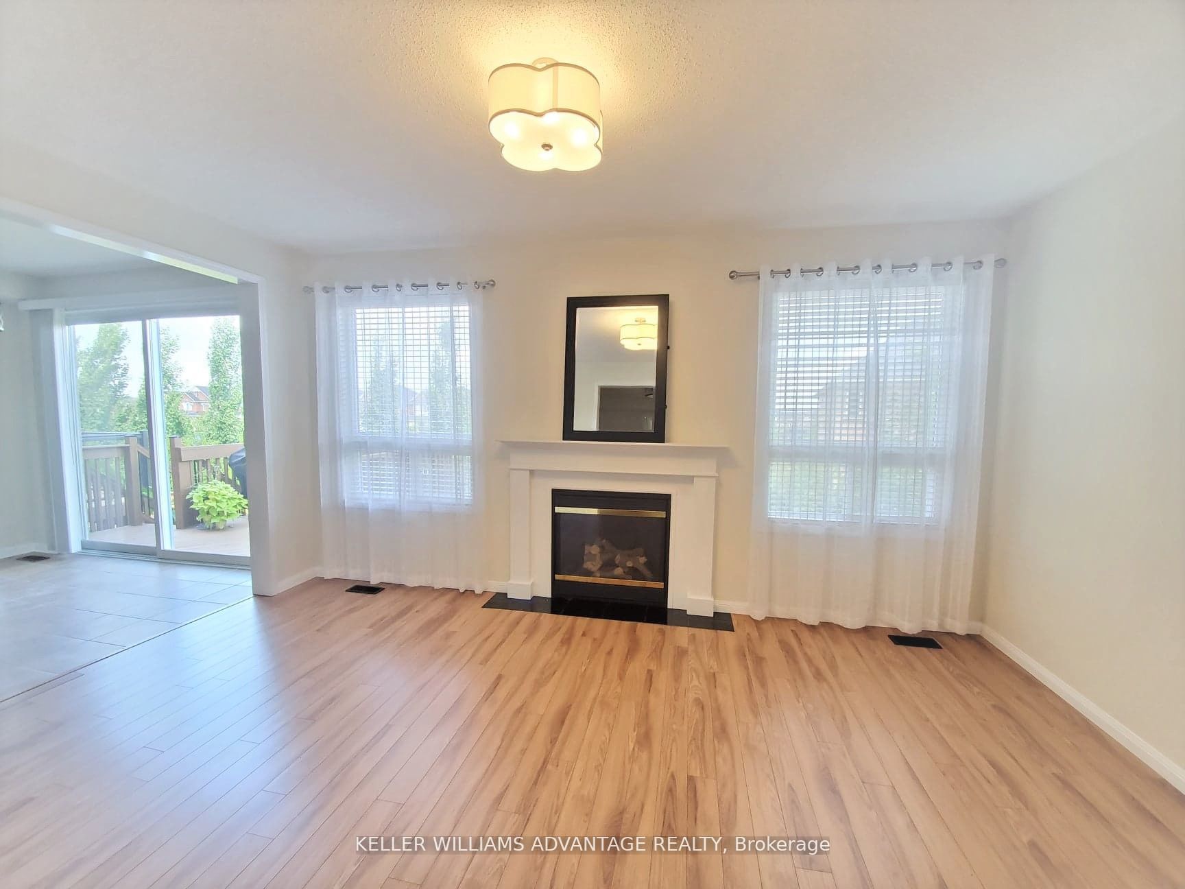 3827 Janice Drive, Mississauga, ON L5M 7Y6 photo 4