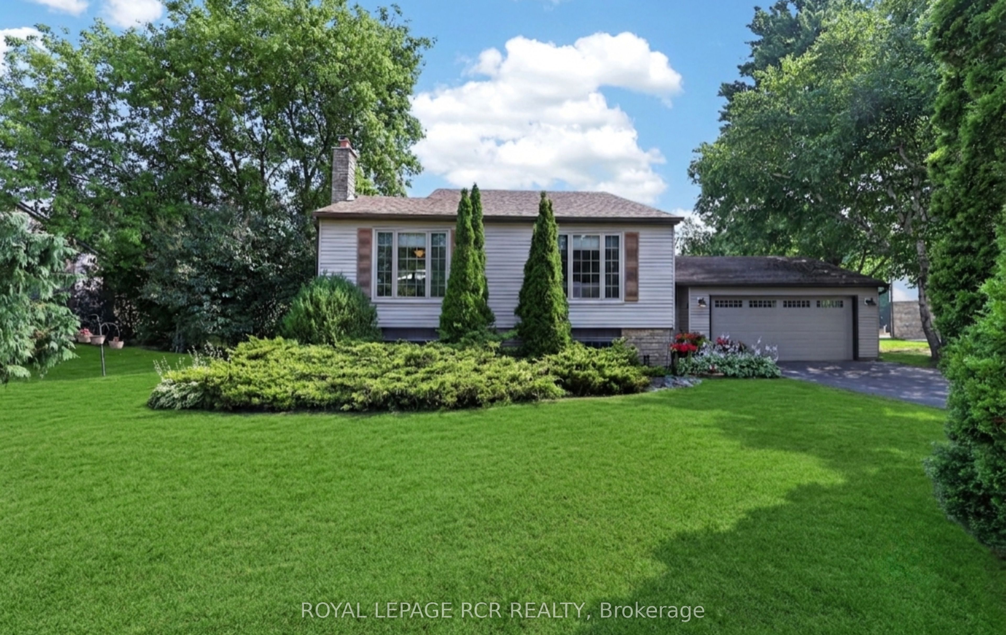 60 Holmes Drive, Caledon, ON L7K 0A7 photo 3