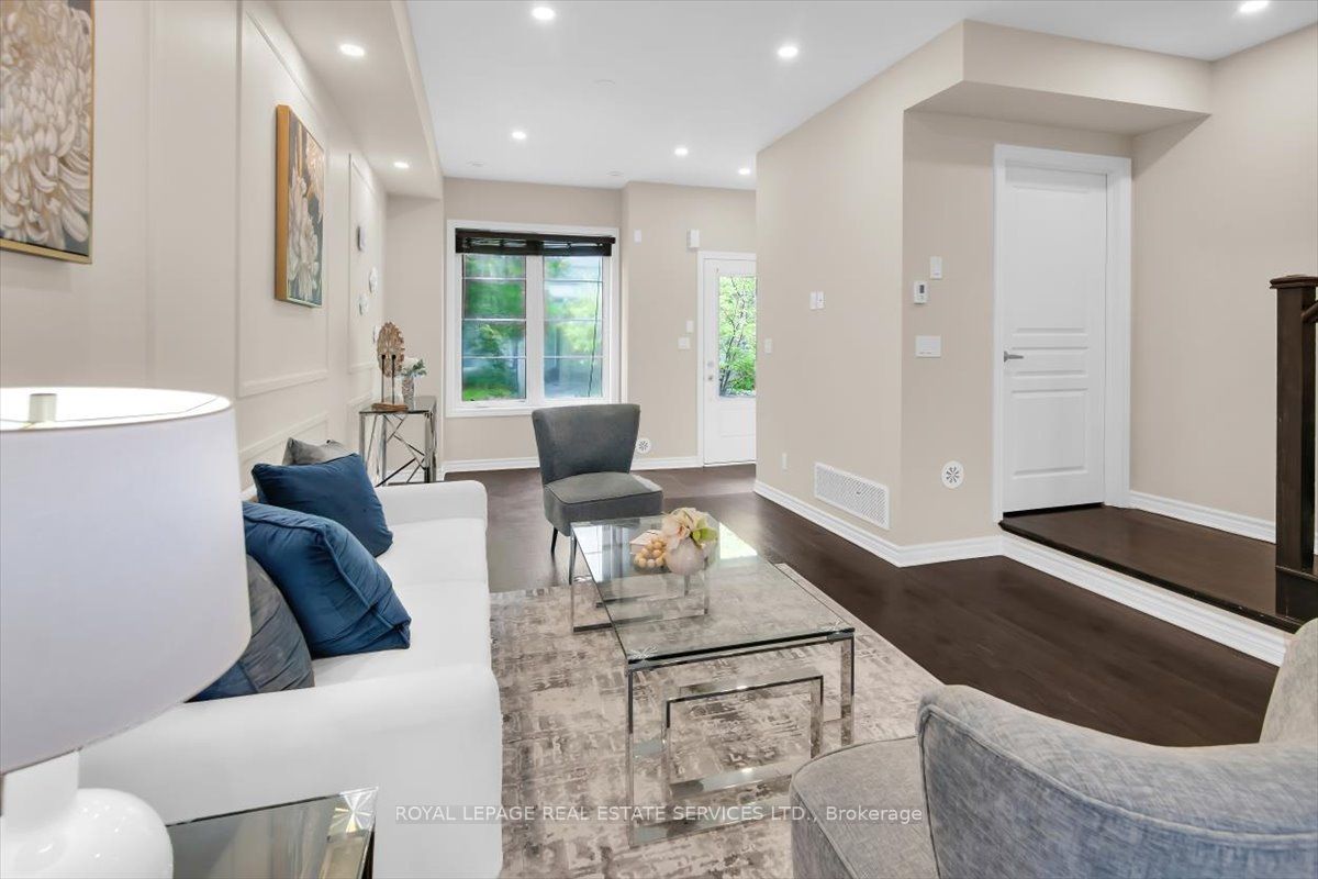 636 Evans Avenue 47, Toronto, ON M8W 0A8 photo 3