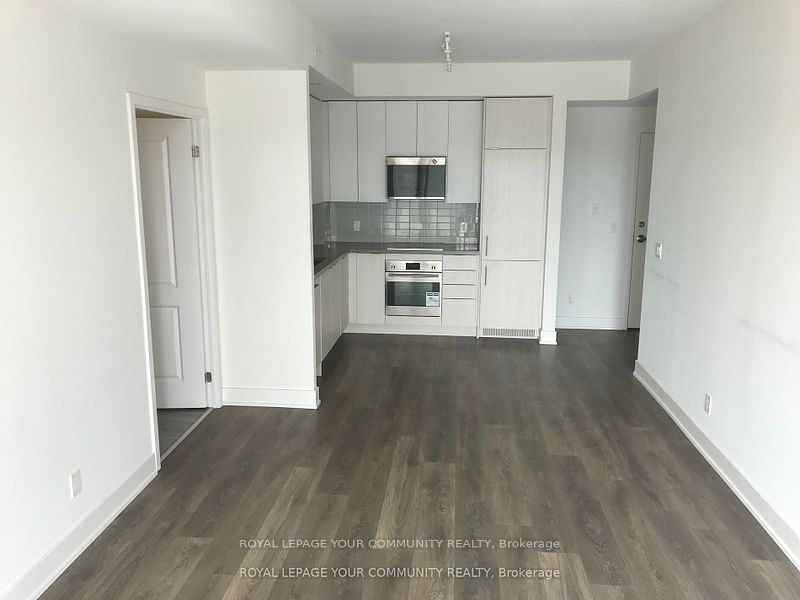 297 Oak Walk Drive 1010, Oakville, ON L6H 6Z3 photo 2