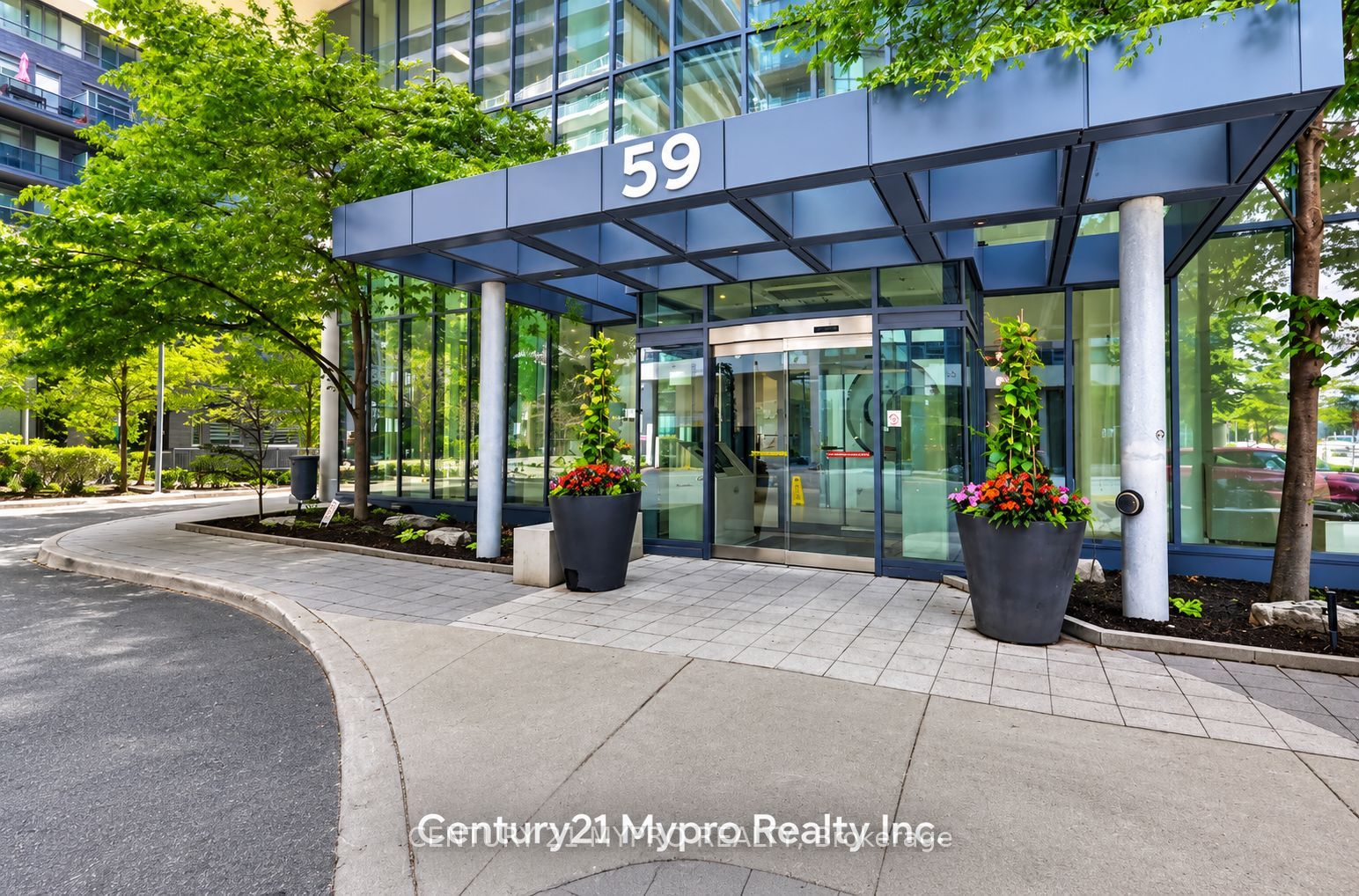 59 Annie Craig Drive 1008, Toronto, ON M8V 0C4