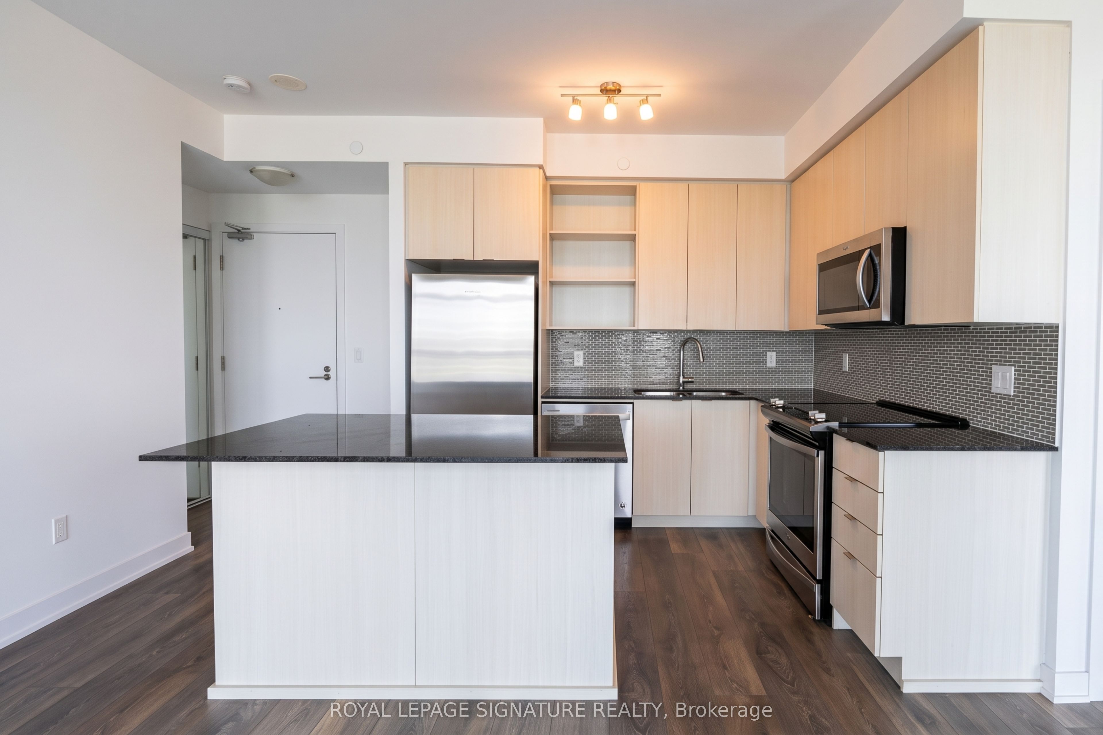 4655 Glen Erin Drive 1003, Mississauga, ON L5M 0Z1 photo 2