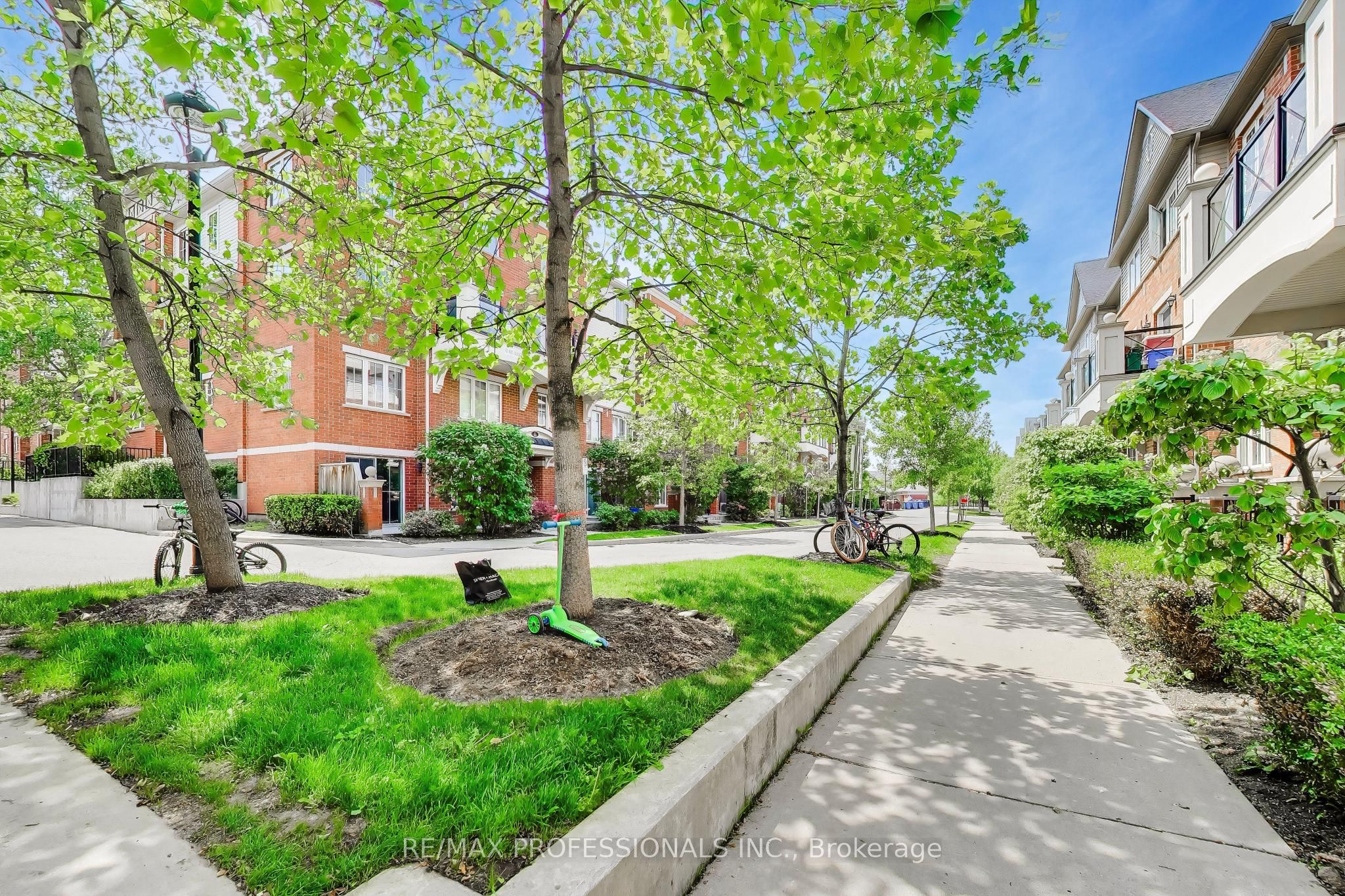 2460 Post Road 19, Oakville, ON L6H 0J2 photo 3