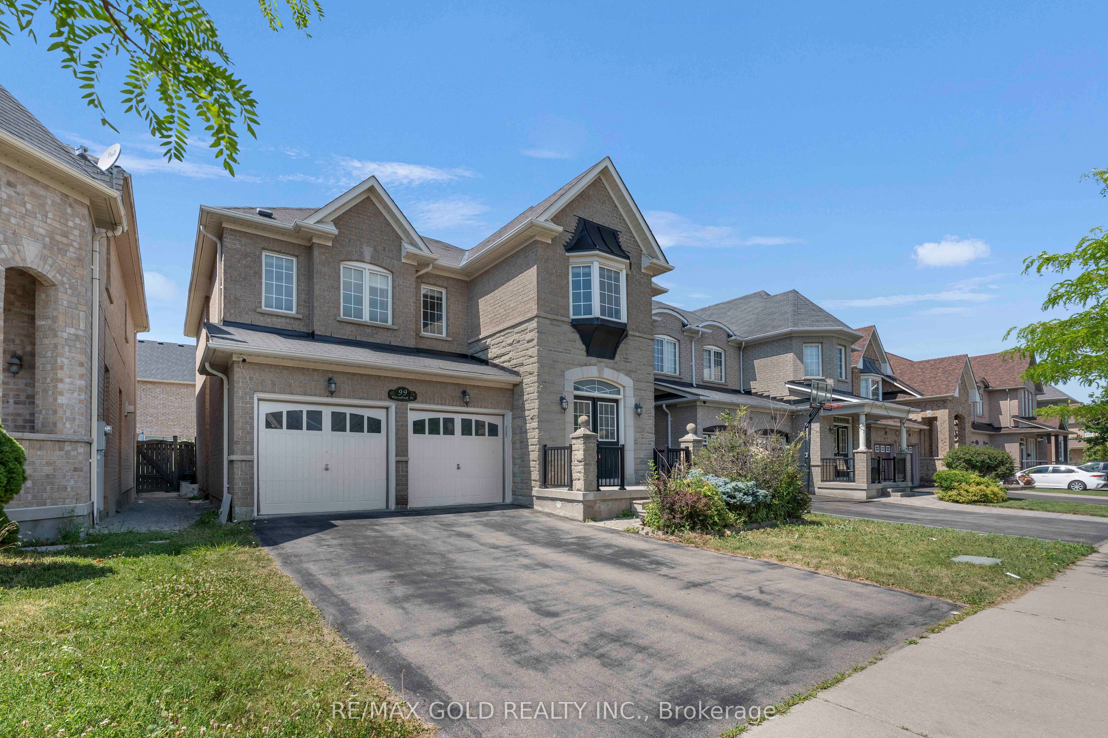 99 Watsonbrook Drive, Brampton, ON L6R 0R5 photo 4