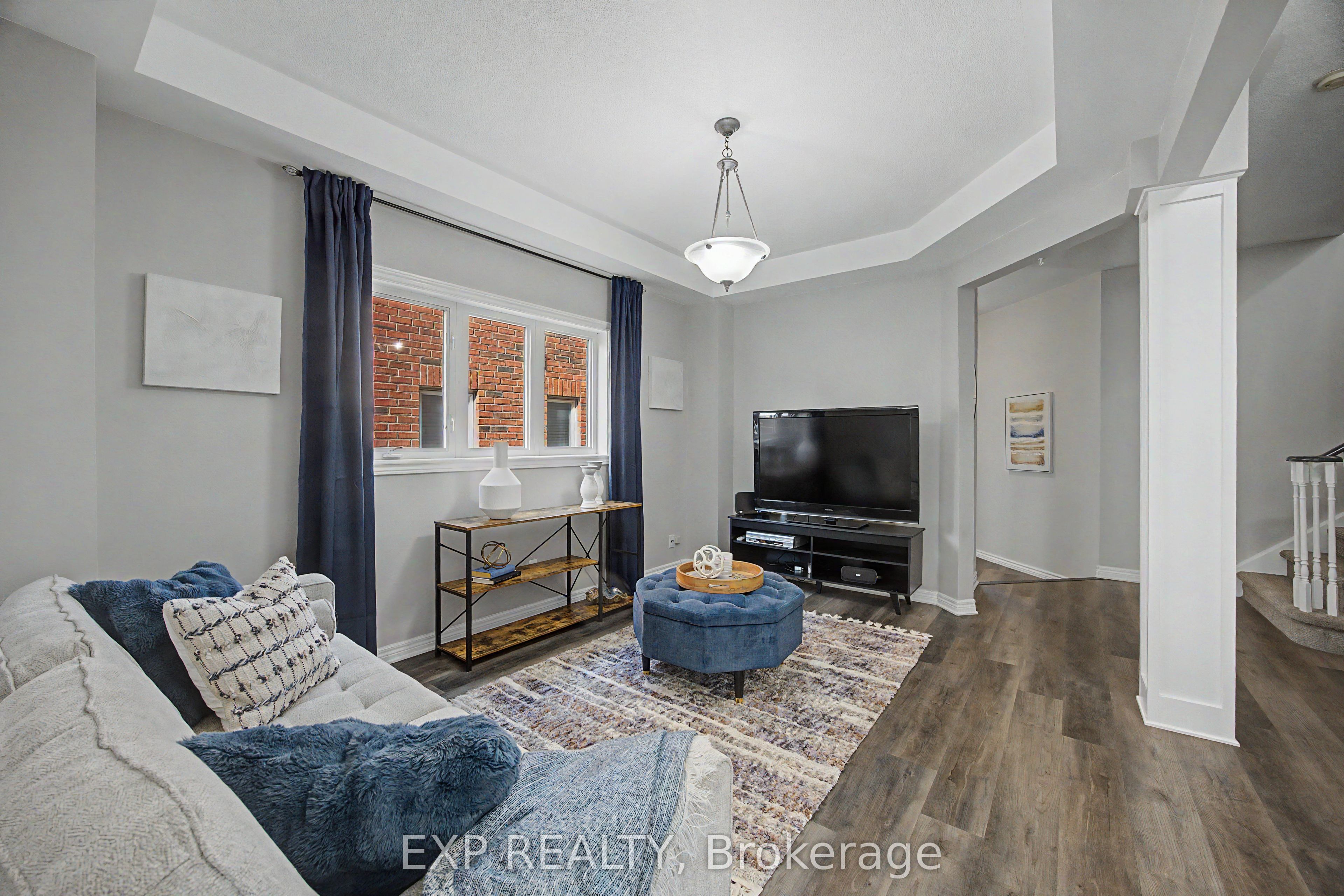 379 Grovehill Road, Oakville, ON L6H 6P3 photo 5