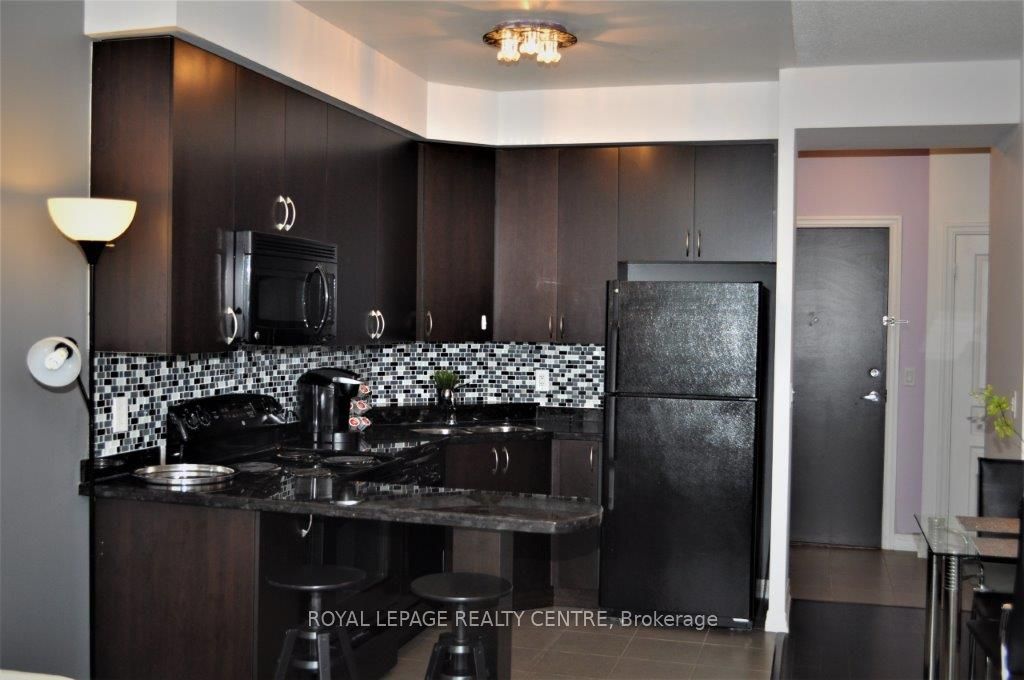 223 Webb Drive 2508, Mississauga, ON L5B 0E8 photo 4