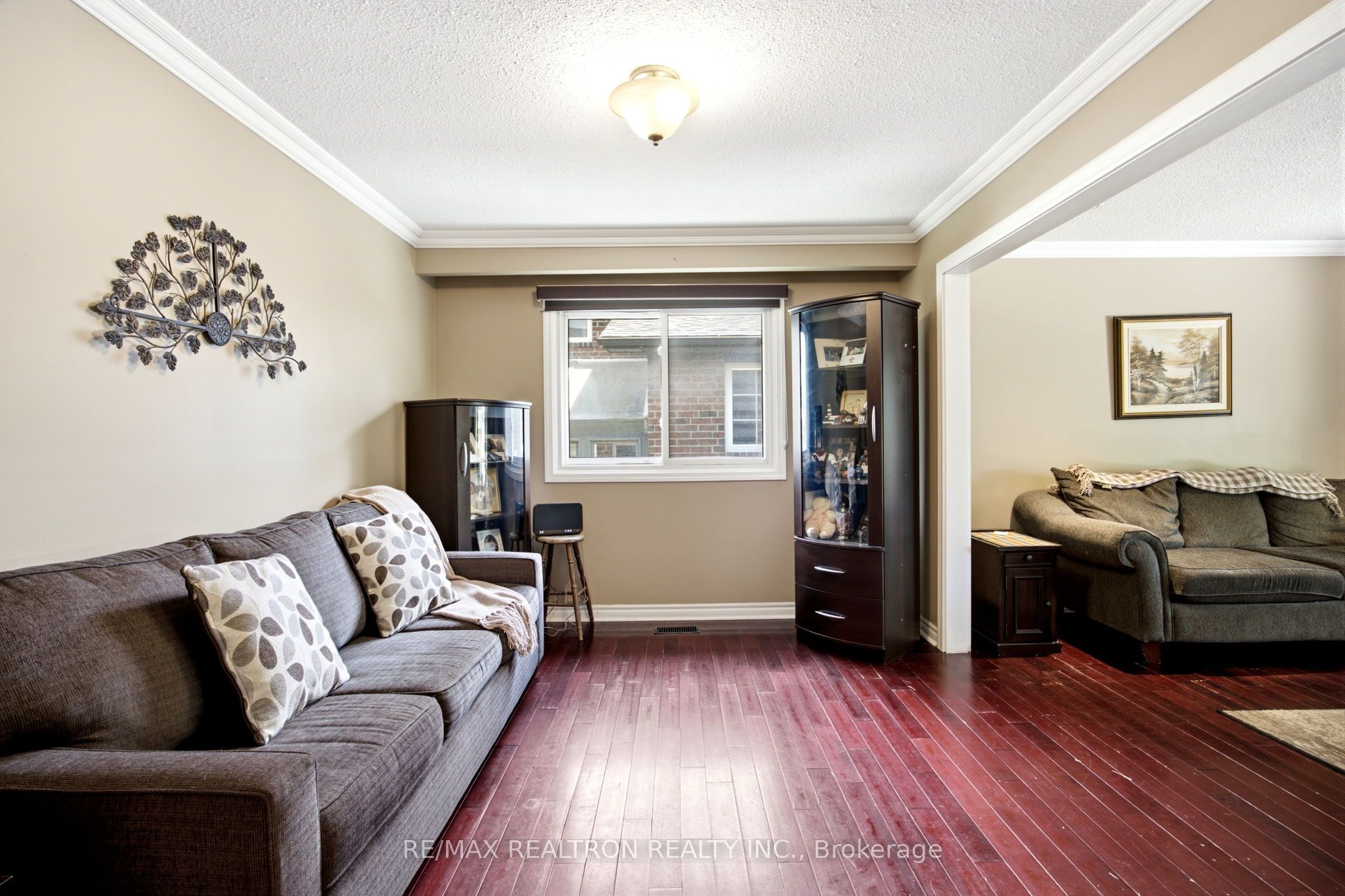 1199 Melton Drive, Mississauga, ON L4Y 4A9 photo 5