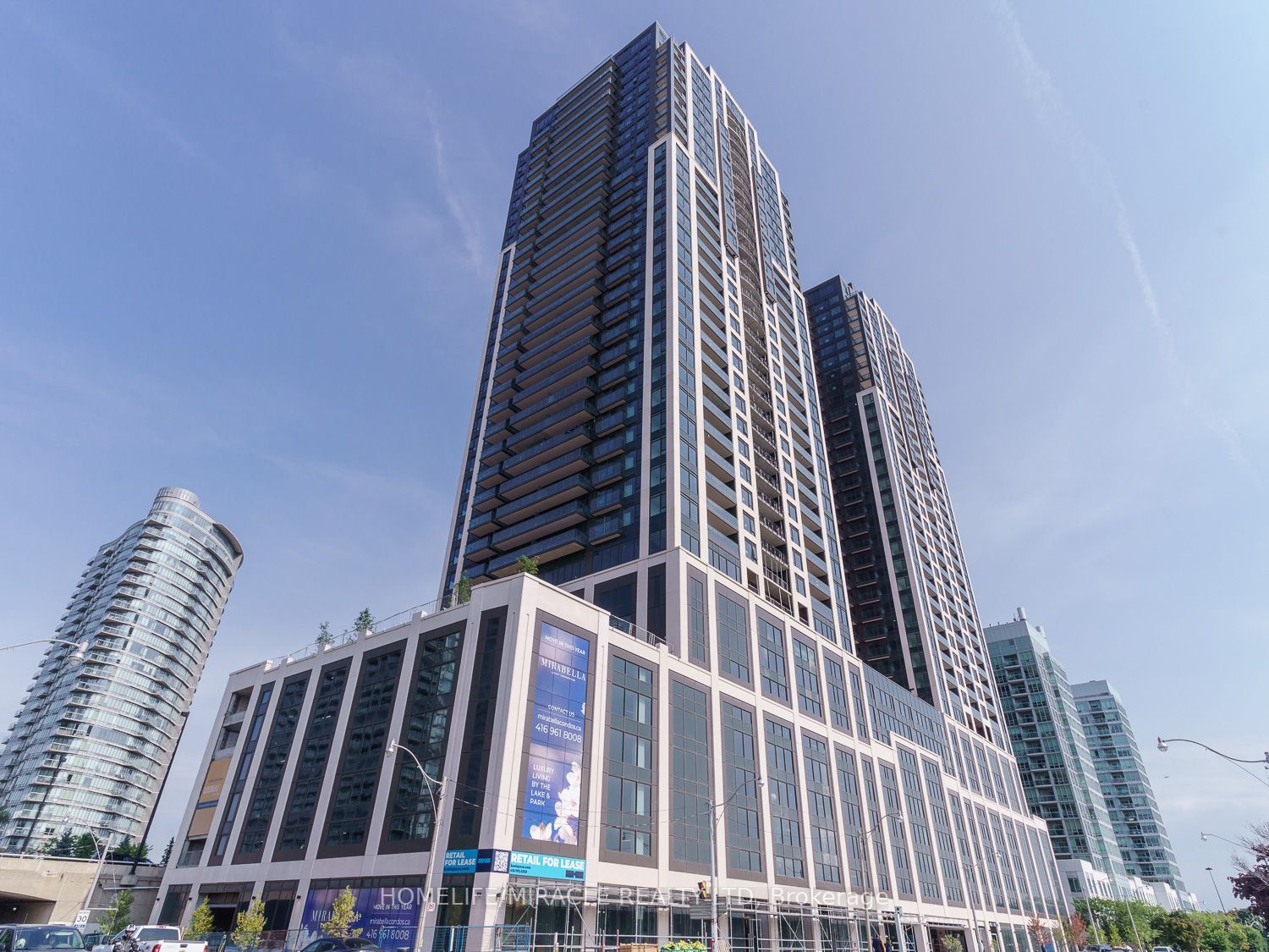 1926 Lakeshore Boulevard W 1701, Toronto, ON M6S 1A1 photo 3