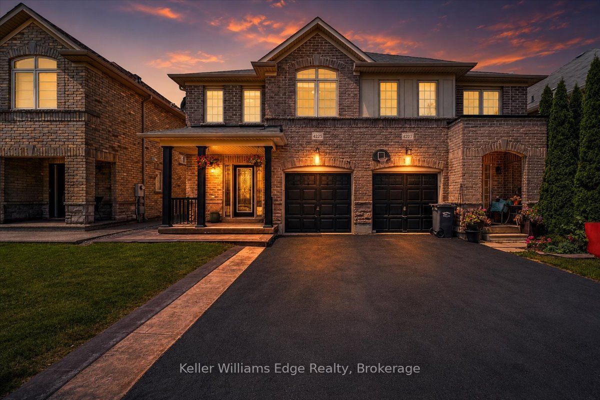 4225 Thomas Alton Boulevard, Burlington, ON L7M 0N1 photo 2