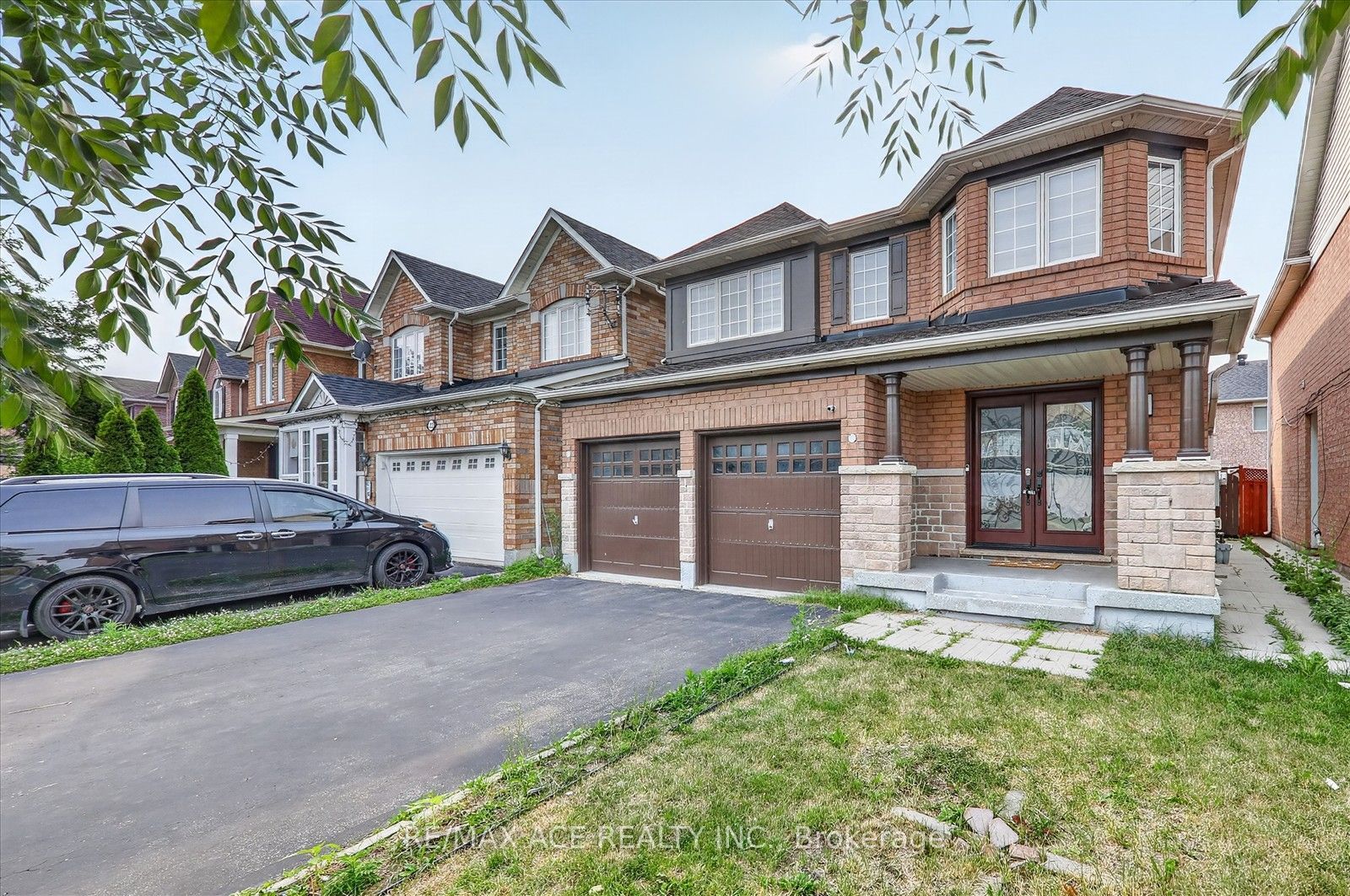 24 Zimmer Street, Brampton, ON L6S 6L3 photo 5
