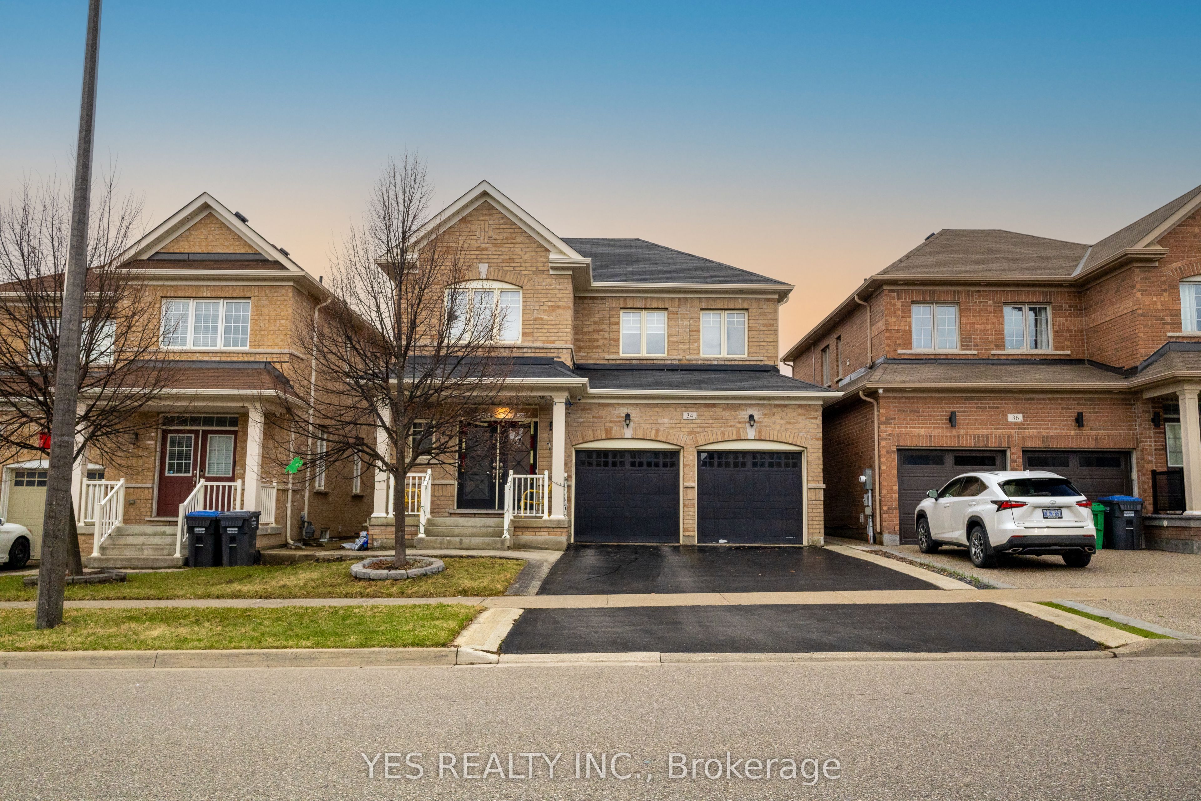 34 Newhouse Boulevard, Caledon, ON L7C 4A1