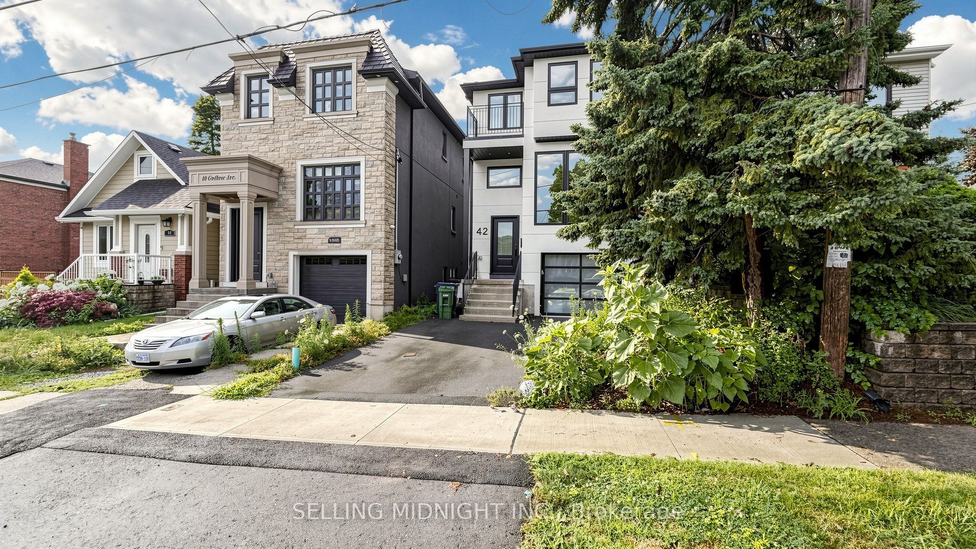 42 Guthrie Avenue, Toronto, ON M8Y 3L1 photo 5