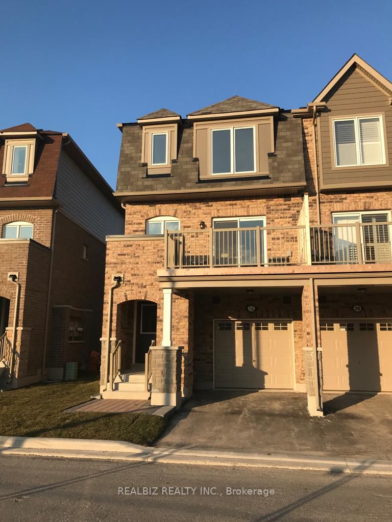 50 Edinburgh Drive 19 Upper, Brampton, ON L6Y 1N9