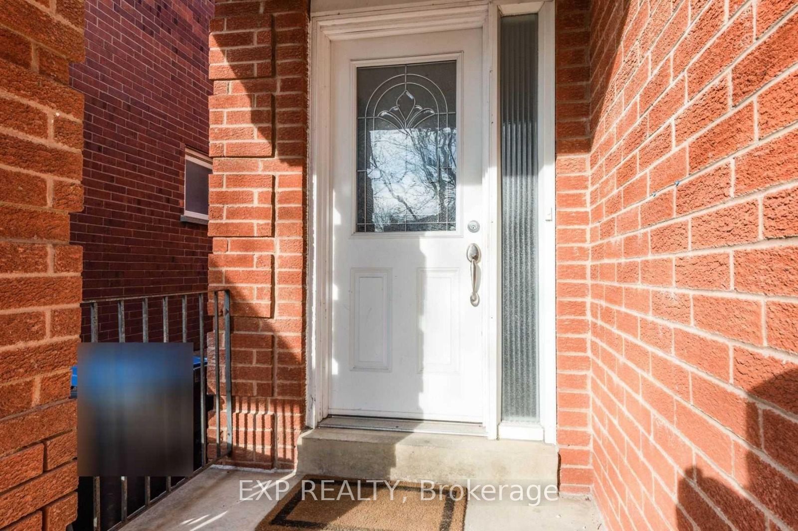 3 Shenstone Avenue, Brampton, ON L6Z 2Y6 photo 2