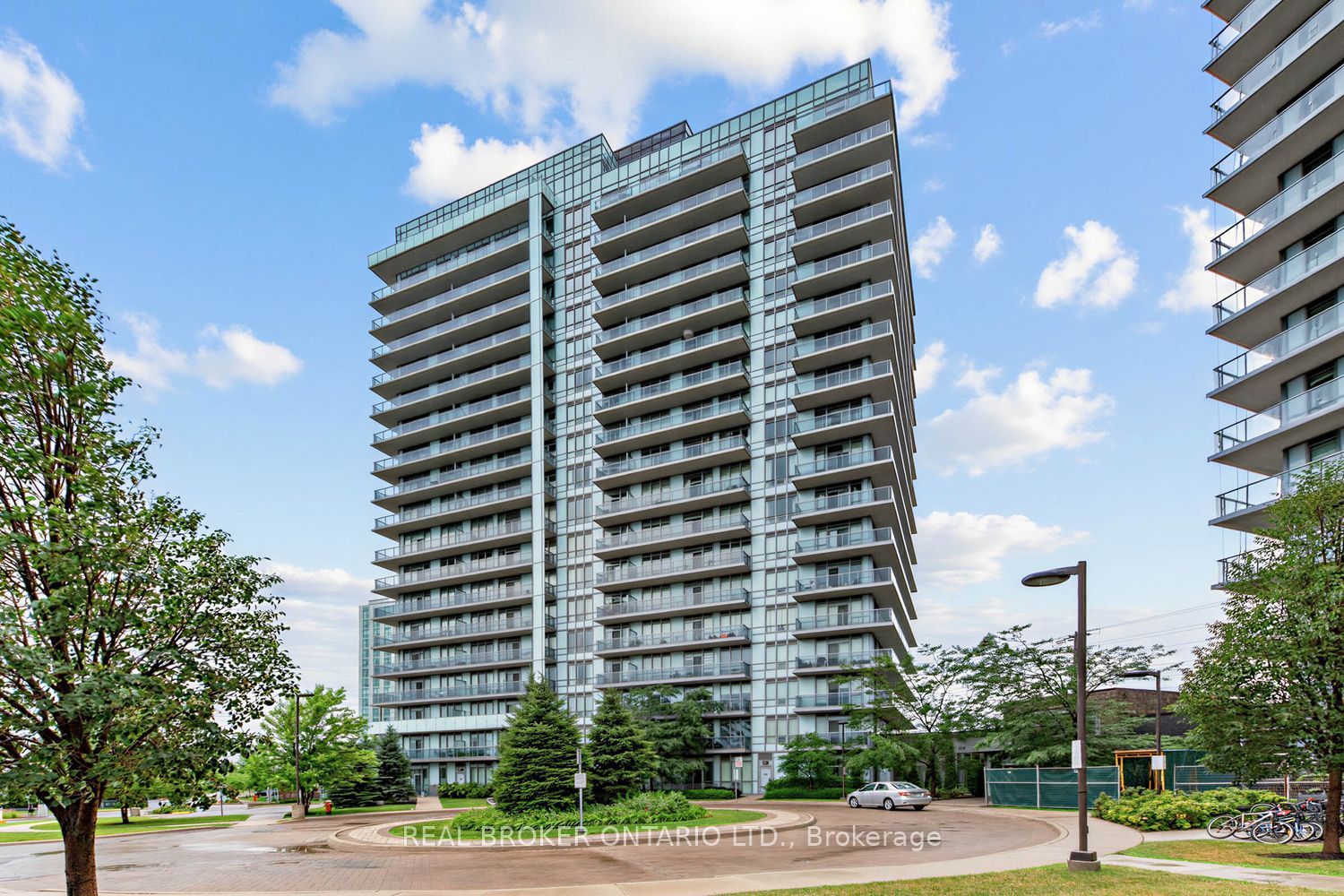 4633 Glen Erin Drive 108, Mississauga, ON L5M 0Y6