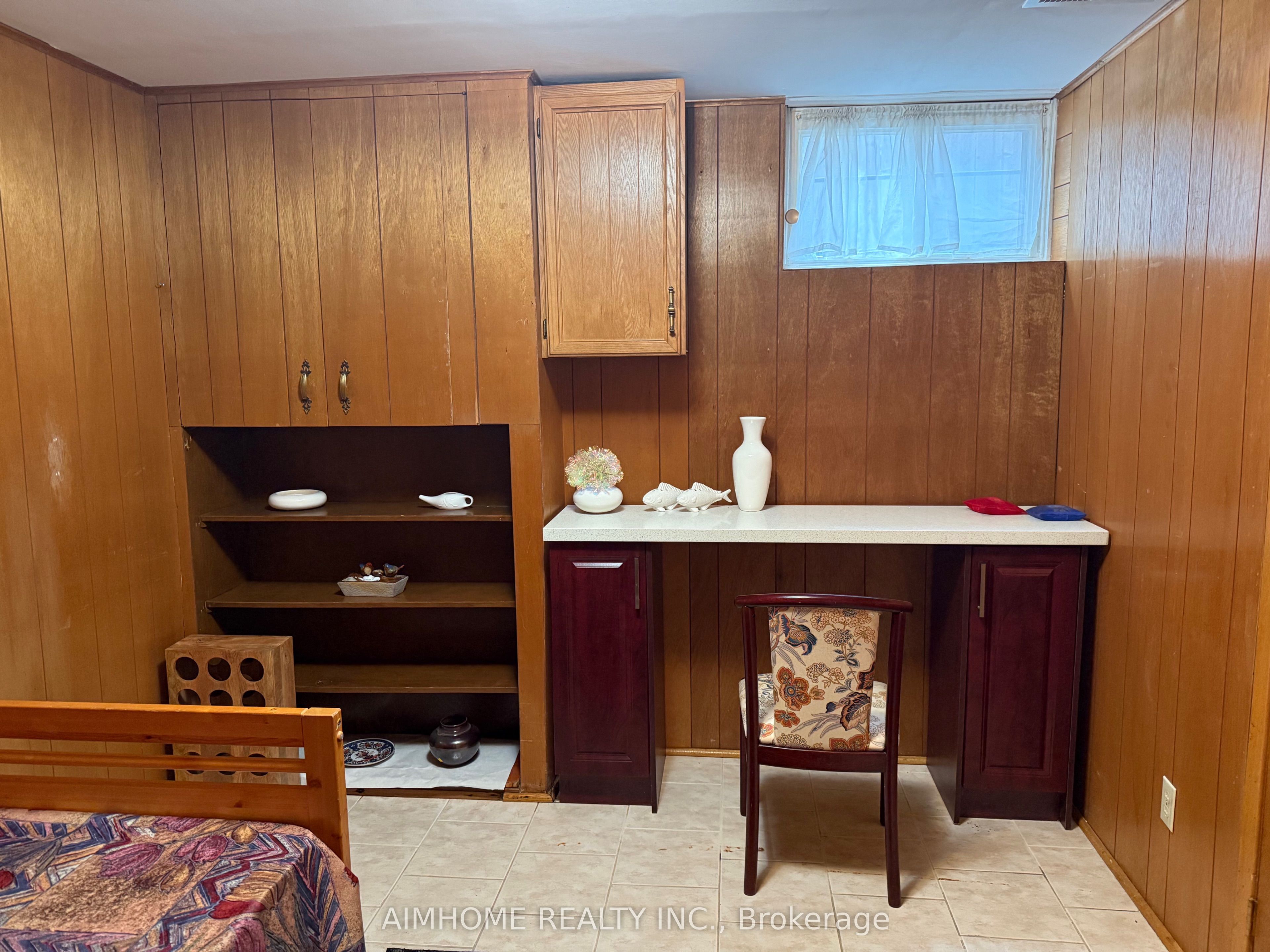 72 La Rose Avenue #3 room, Toronto, ON M9P 1B1 photo 3