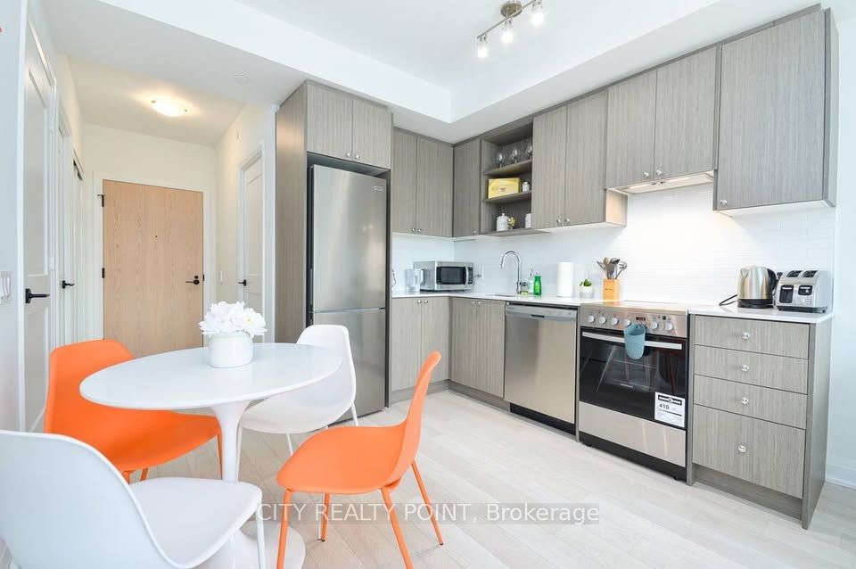 50 George Butchard Drive E. Drive E 211, Toronto, ON M3K 0C9 photo 3