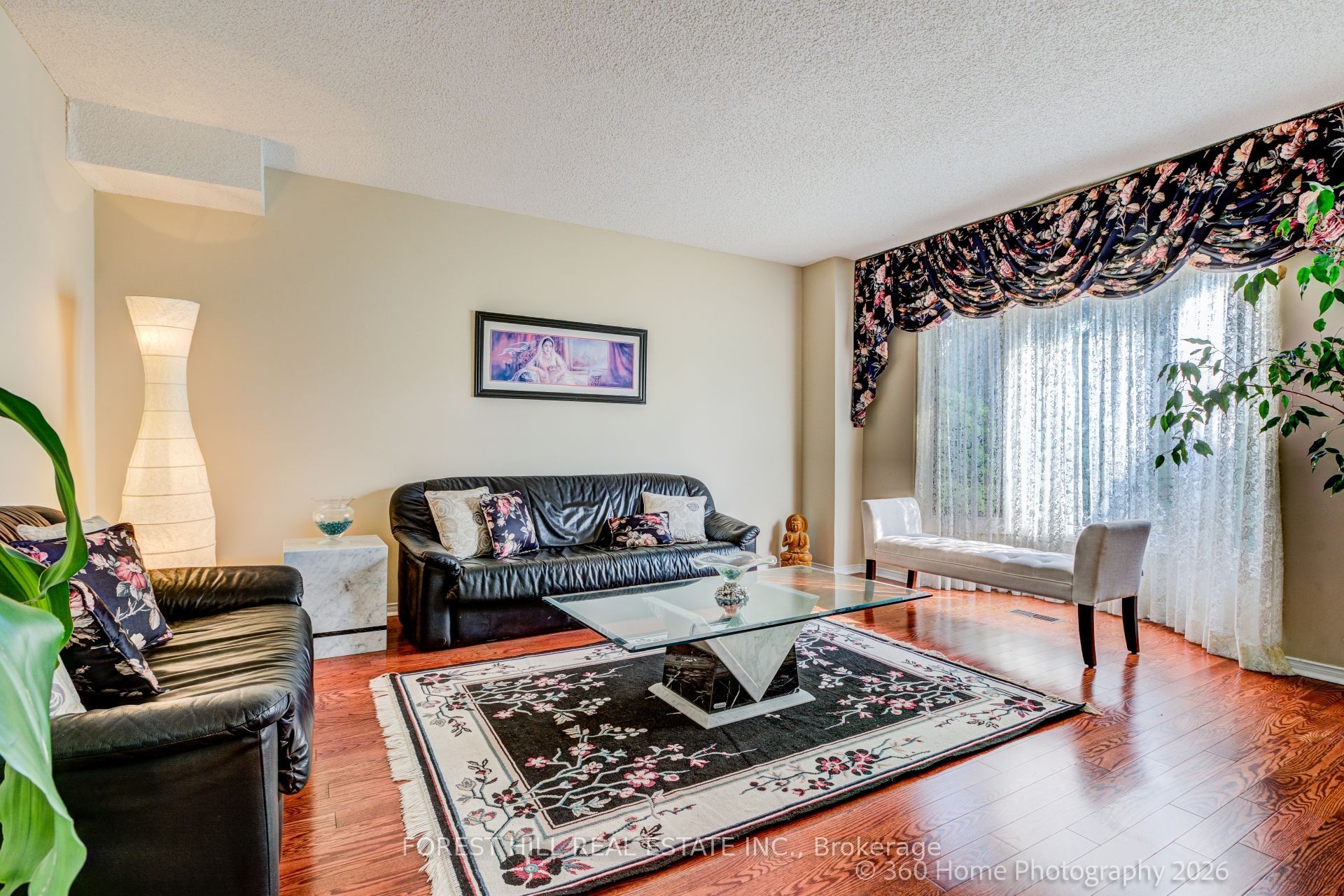 3679 Loyalist Drive, Mississauga, ON L5L 4S9 photo 2