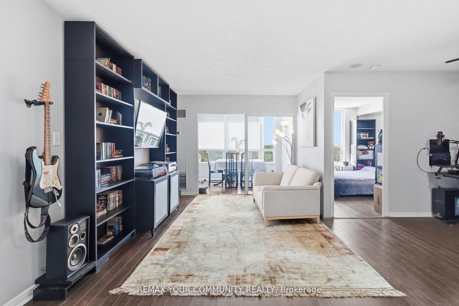 135 Hillcrest Avenue 1109, Mississauga, ON L5B 4B1 photo 5