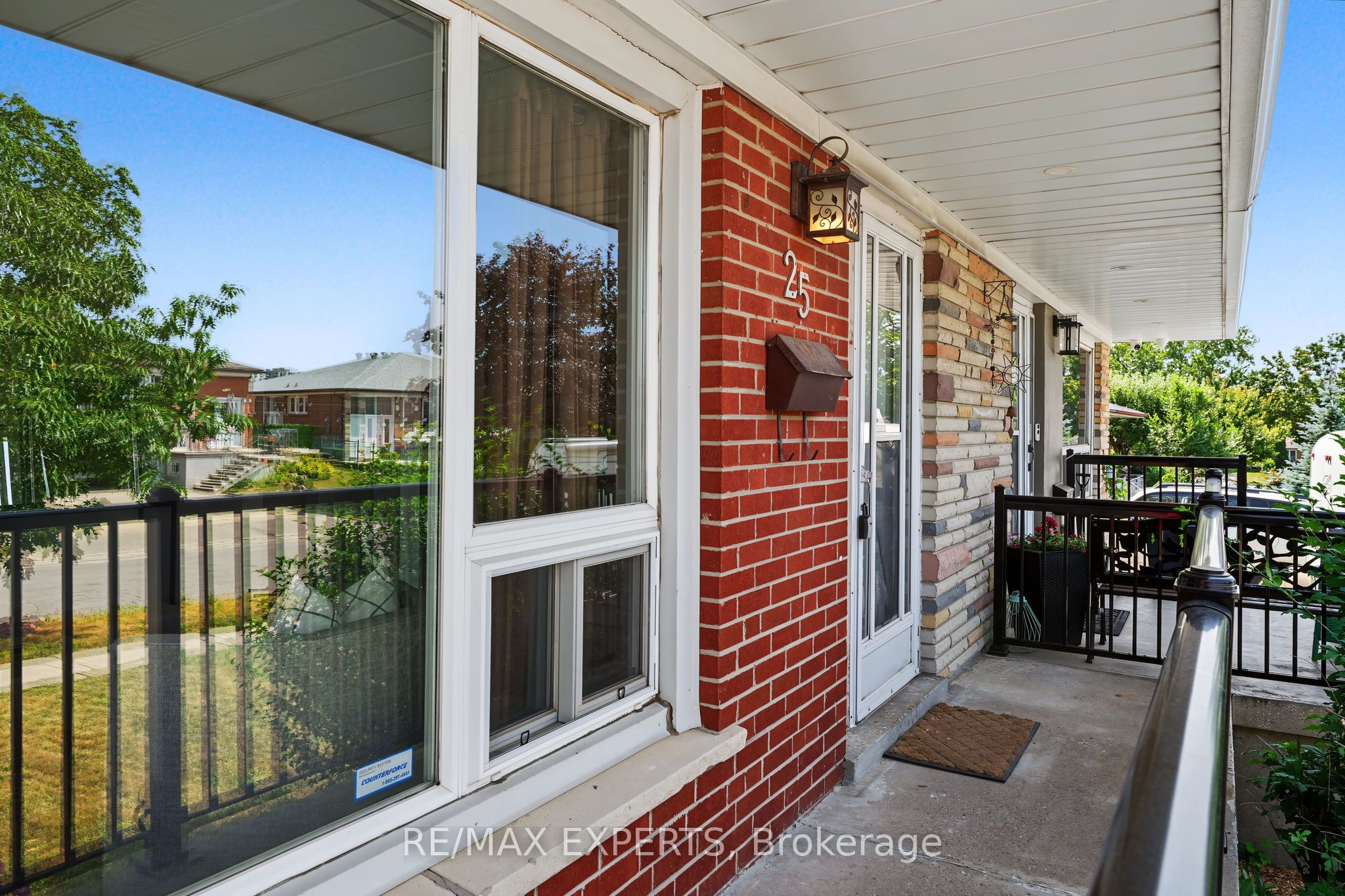 25 Riverton Drive, Toronto, ON M9L 2N8 photo 5