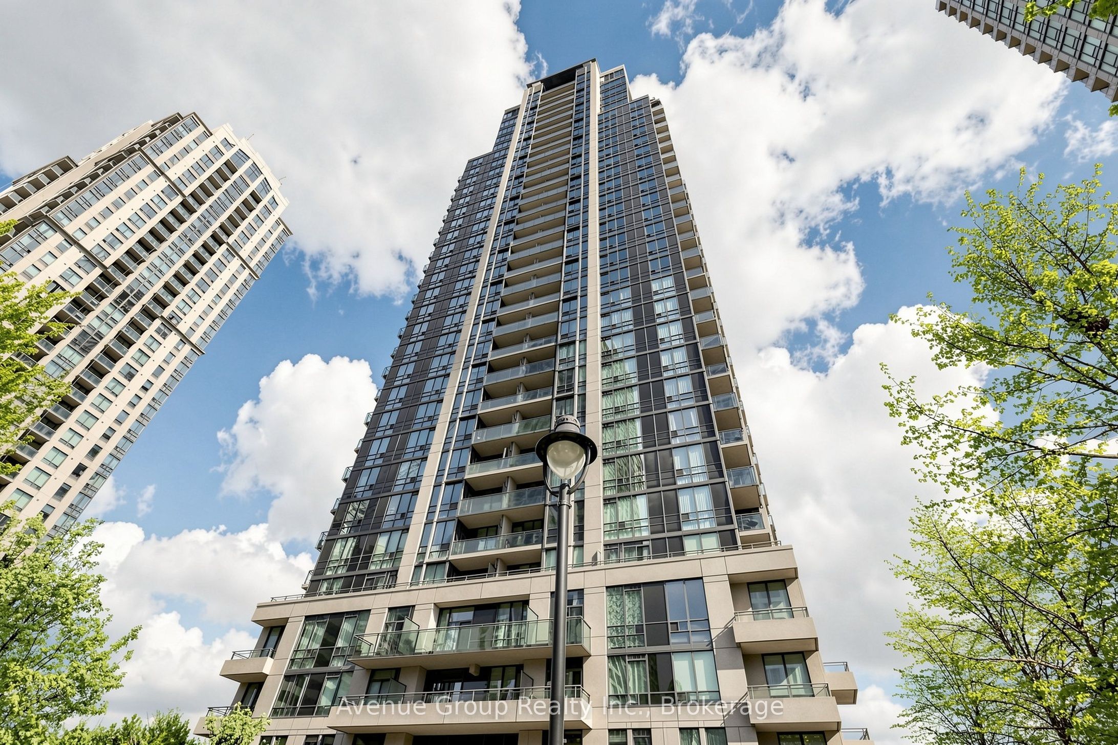 3515 Kariya Drive 2801, Mississauga, ON L5B 0C1