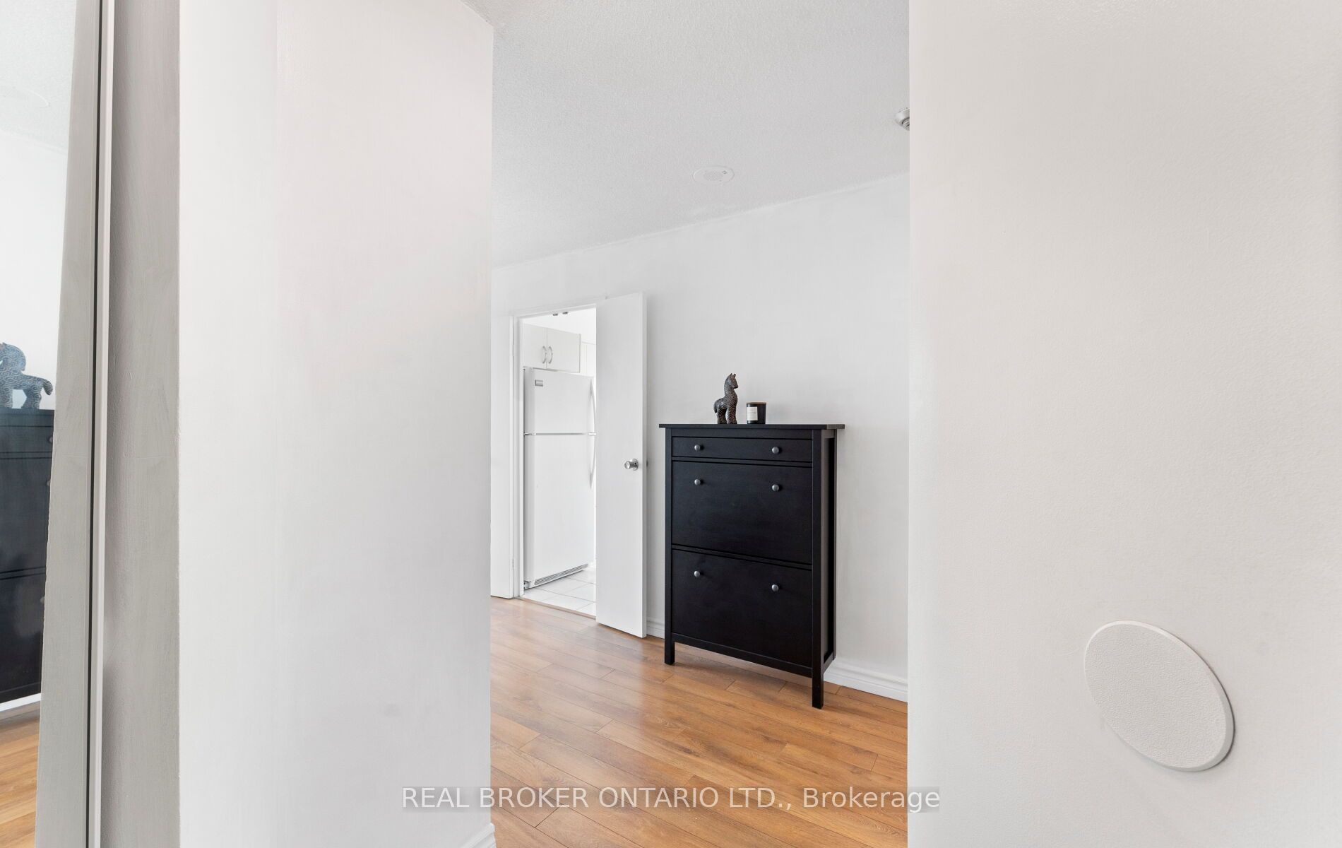 3077 Weston Road 1809, Toronto, ON M9M 3A1 photo 3