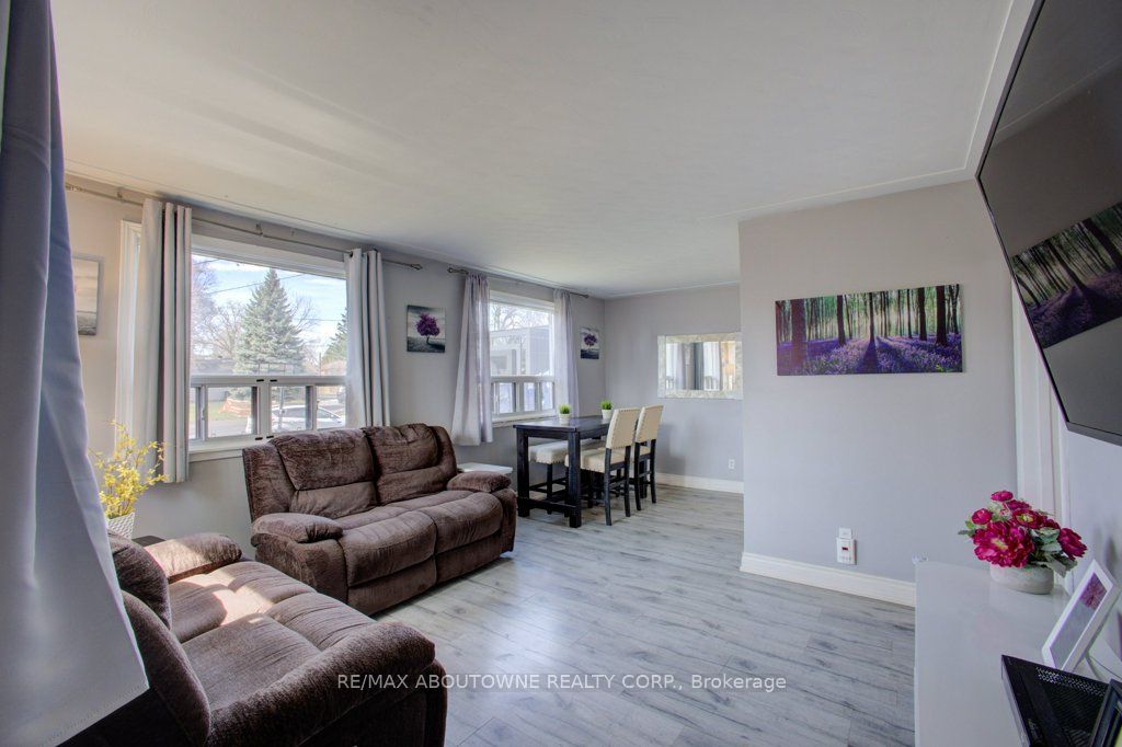114 Ringwood Road, Oakville, ON L6H 1K2 photo 4