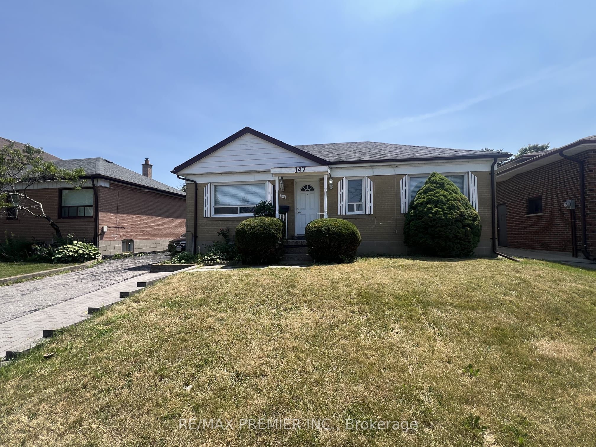 147 Calvington Drive Main Floor, Toronto, ON M3M 2M7 photo 2