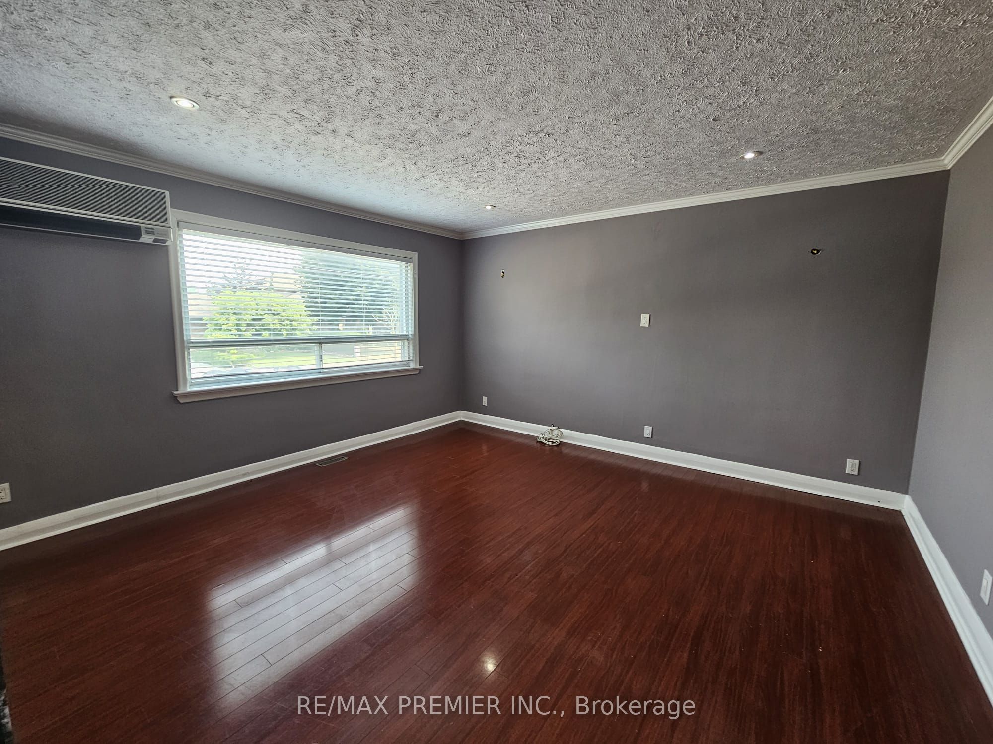 147 Calvington Drive Main Floor, Toronto, ON M3M 2M7 photo 4
