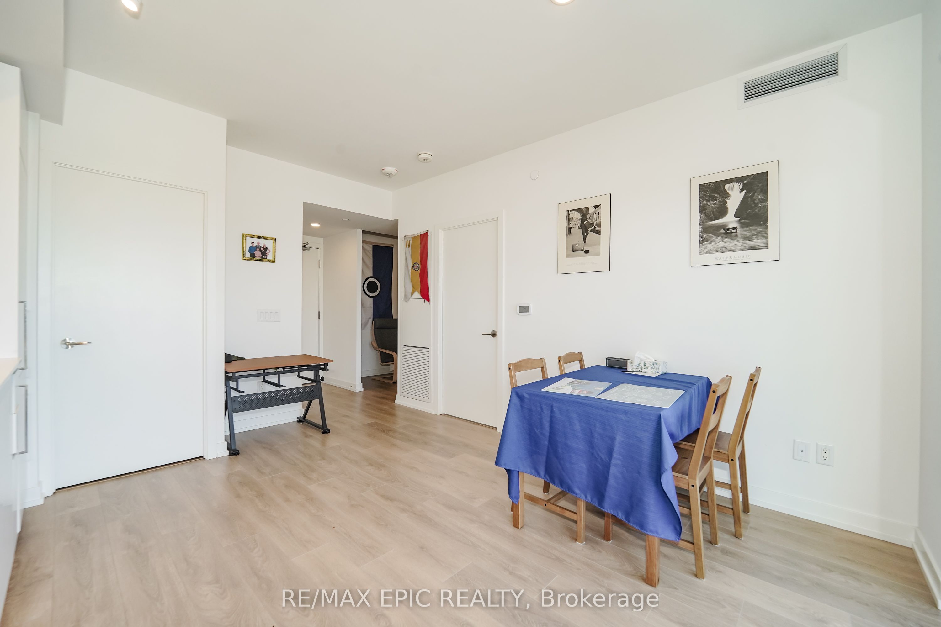 1100 Sheppard Avenue W 928, Toronto, ON M3K 0E4 photo 4