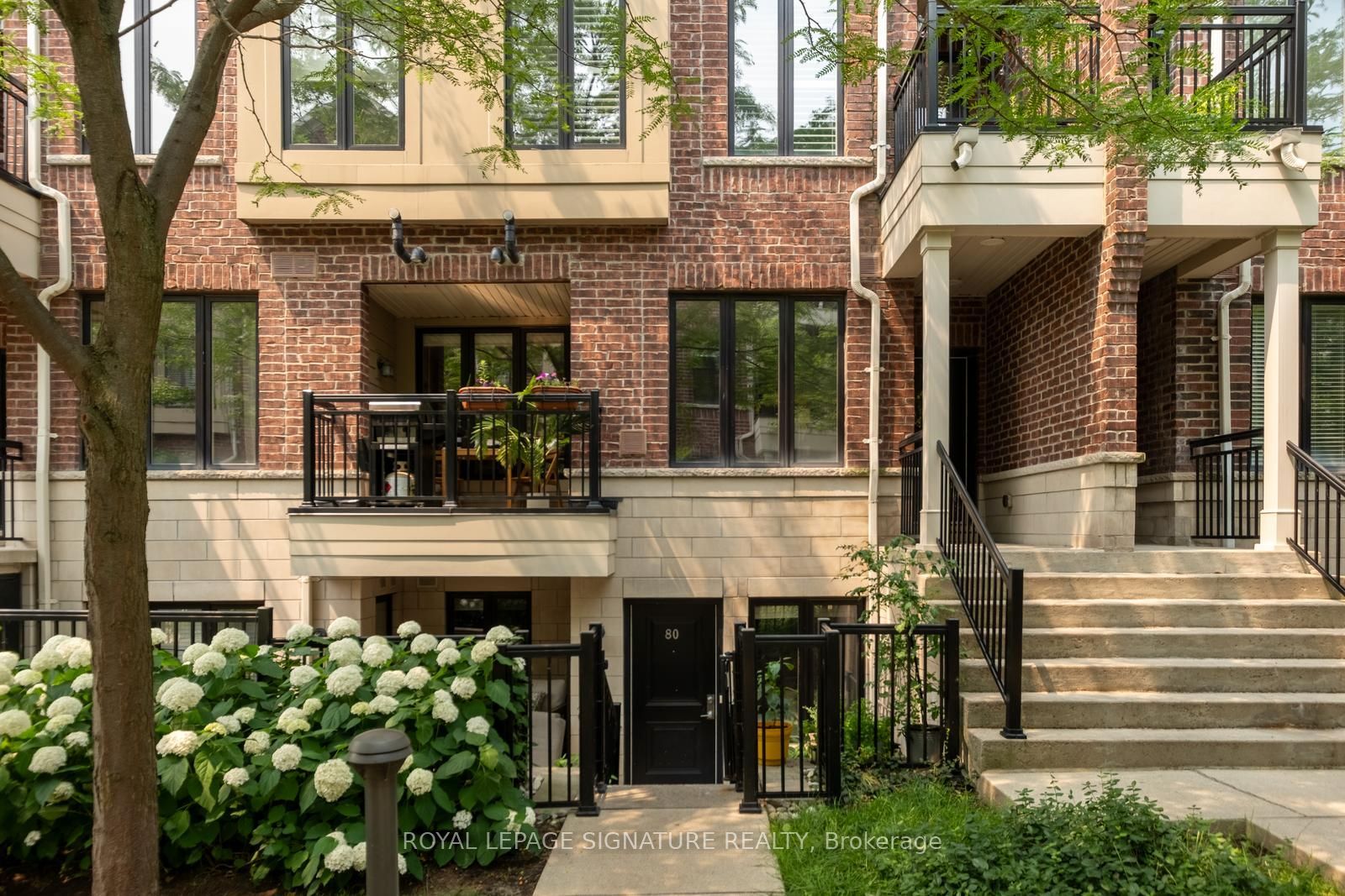 30 Carnation Avenue 81, Toronto, ON M8V 0B8 photo 2