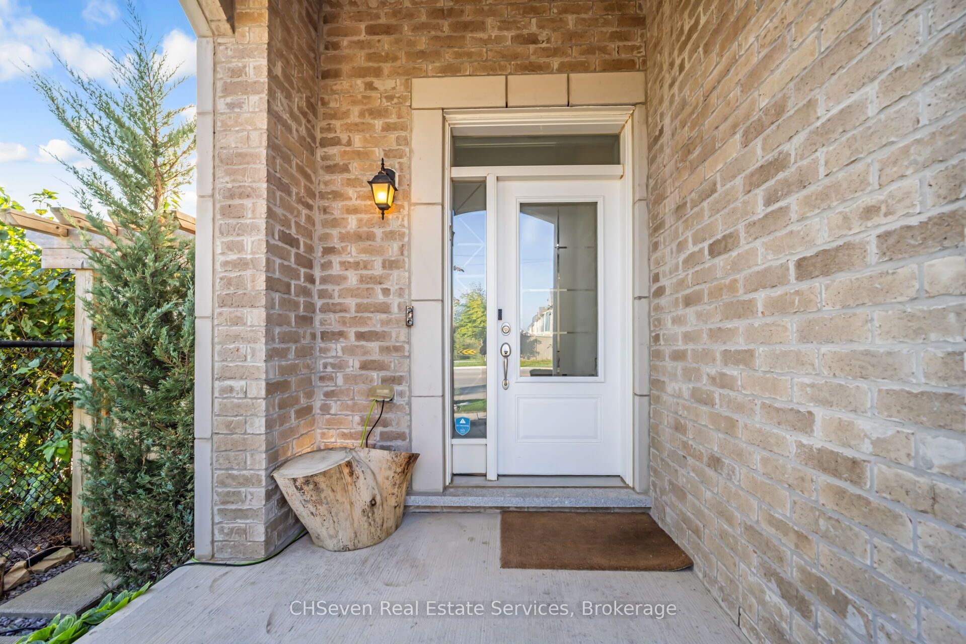 486 Etheridge Avenue, Milton, ON L9E 0A8 photo 4