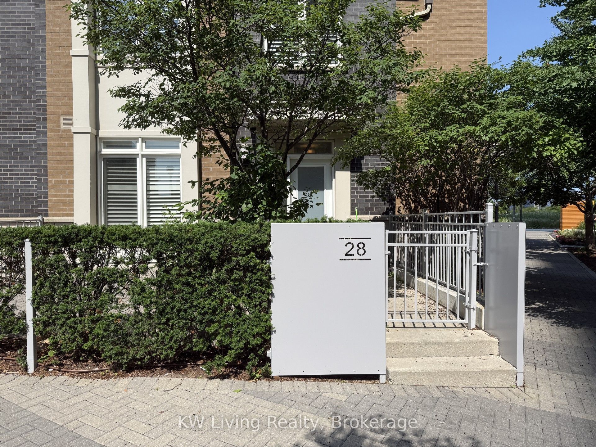 370 Square One Drive 128(28), Mississauga, ON L5B 0E6