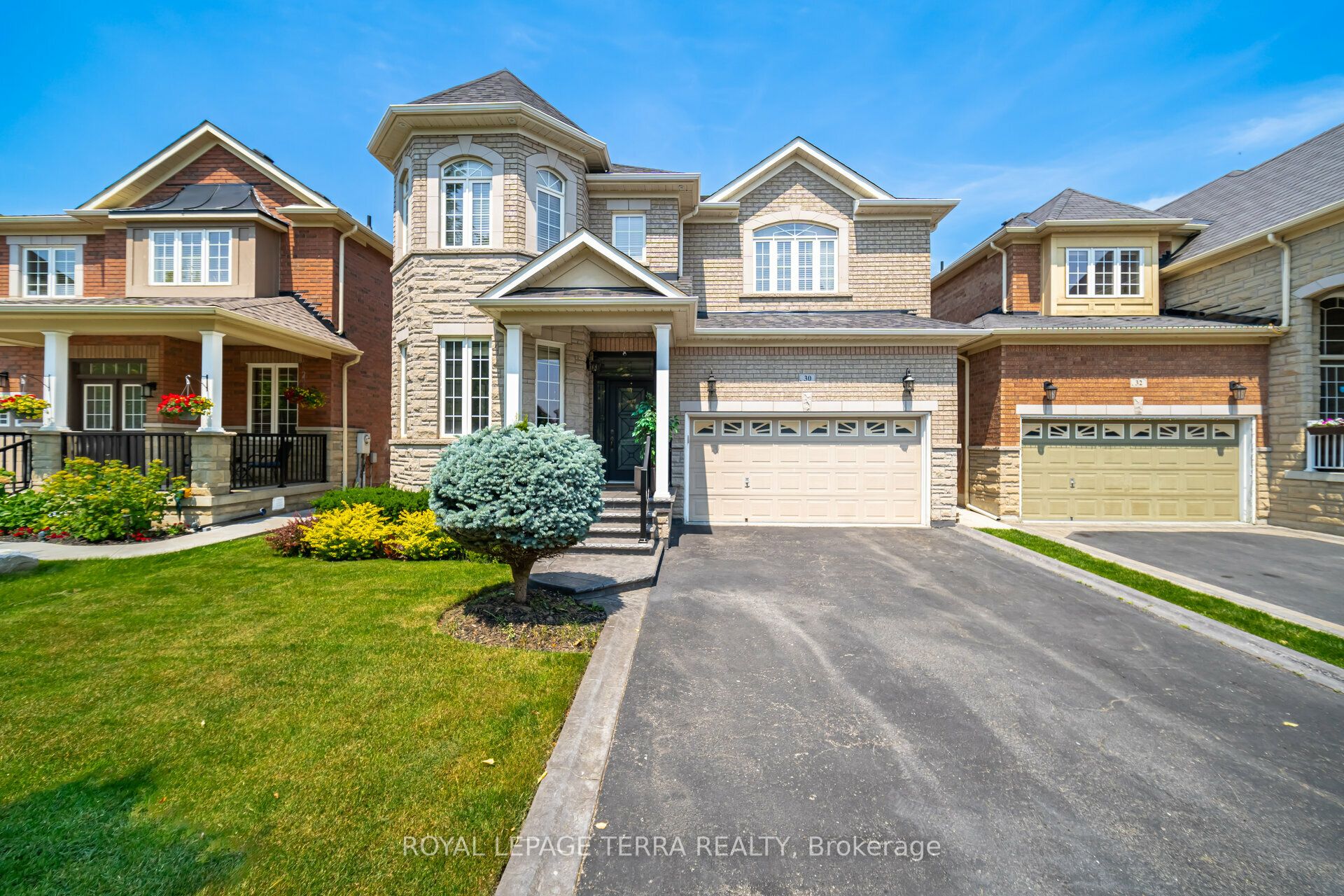 30 Eatonville Street Upper, Brampton, ON L7A 0M7 photo 2