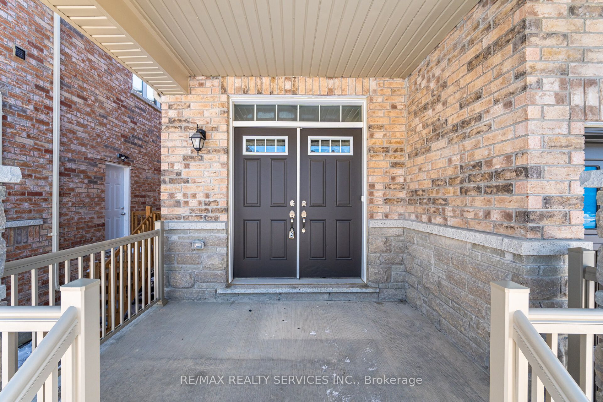 37 Royal Fern Crescent, Caledon, ON L7C 4H1 photo 2