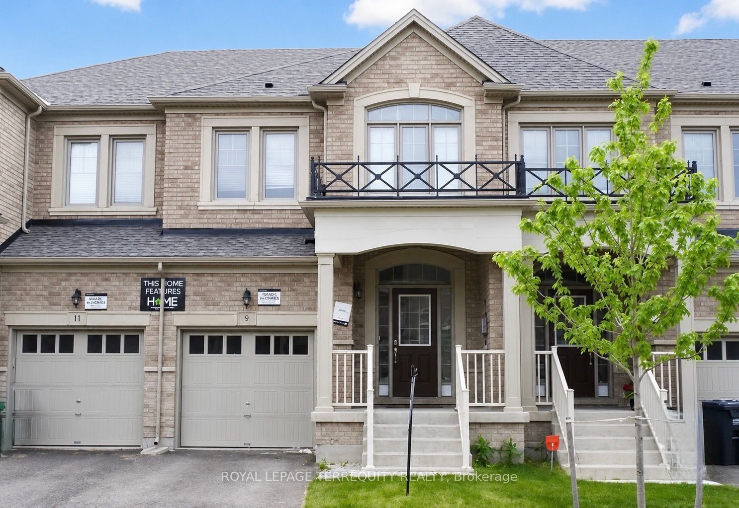 9 Lady Evelyn Crescent, Brampton, ON L6Y 6C7 photo 2