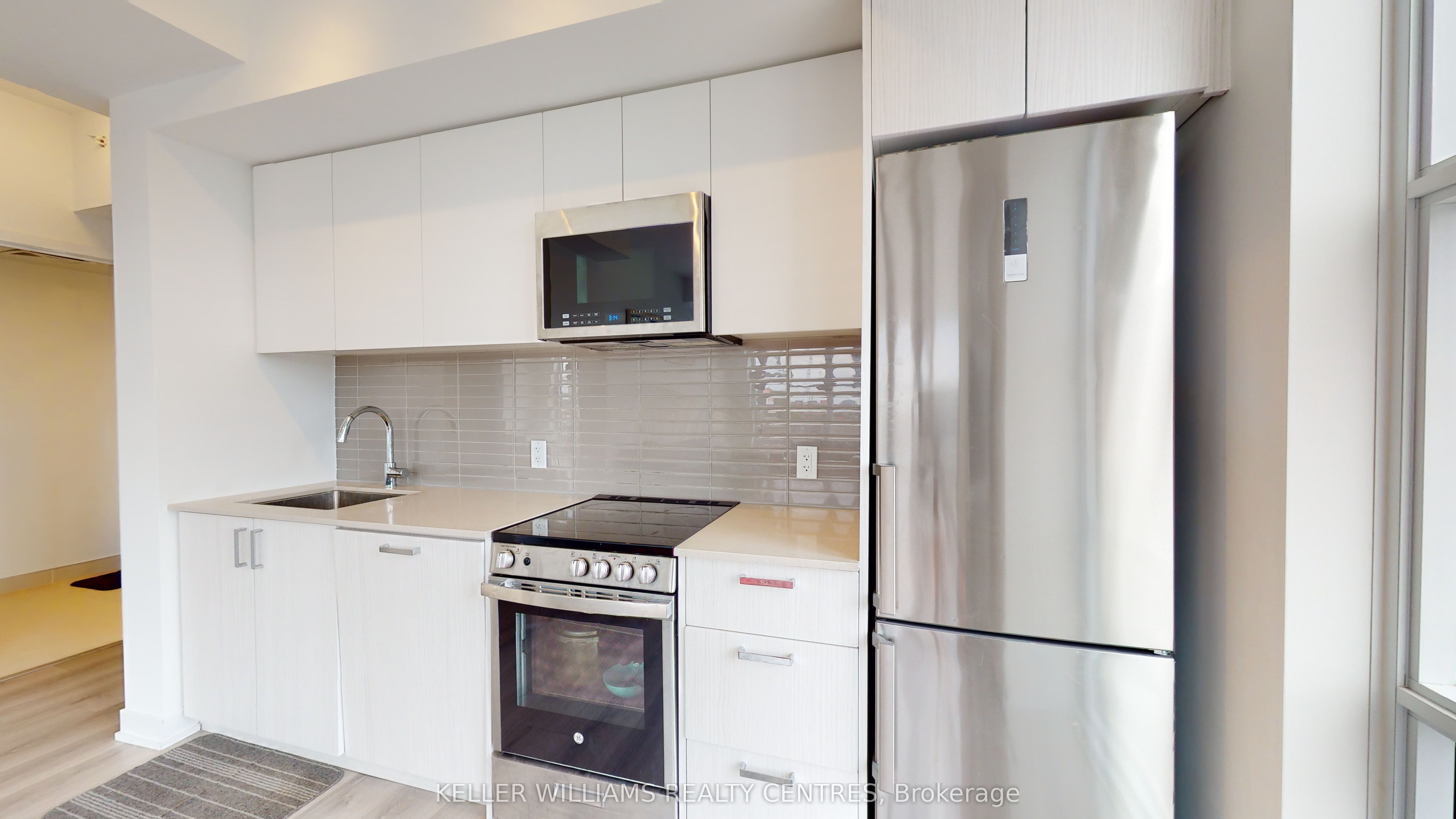 1787 St. Clair Avenue W 309, Toronto, ON M6N 0B7 photo 2