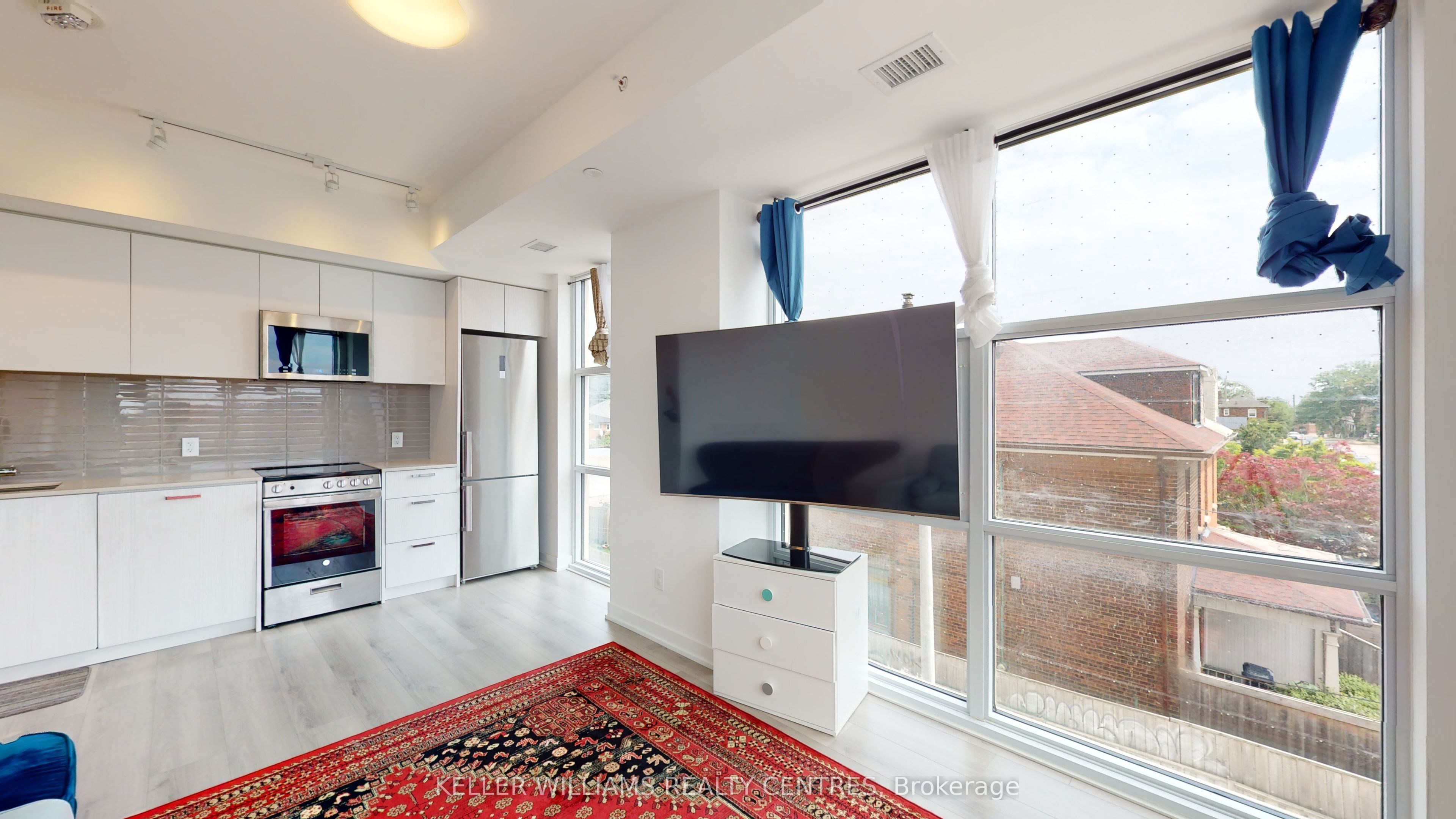 1787 St. Clair Avenue W 309, Toronto, ON M6N 0B7 photo 5