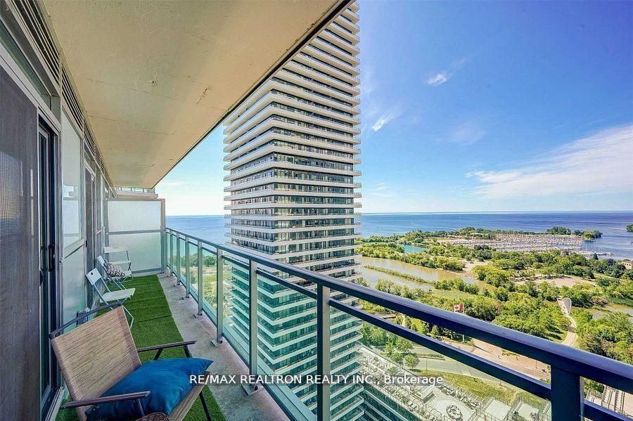 33 Shore Breeze Drive 2501, Toronto, ON M8V 0G1 photo 3