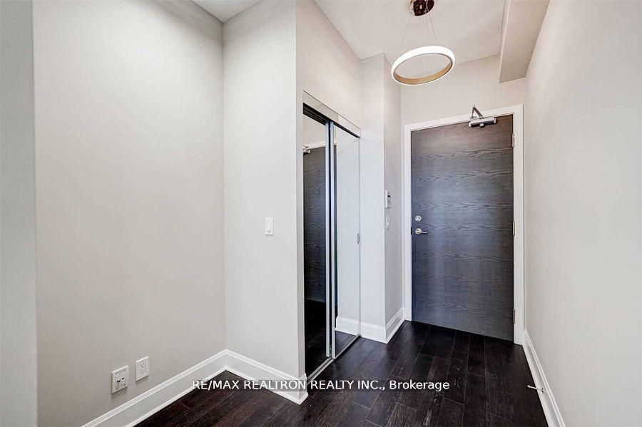 33 Shore Breeze Drive 2501, Toronto, ON M8V 0G1 photo 4