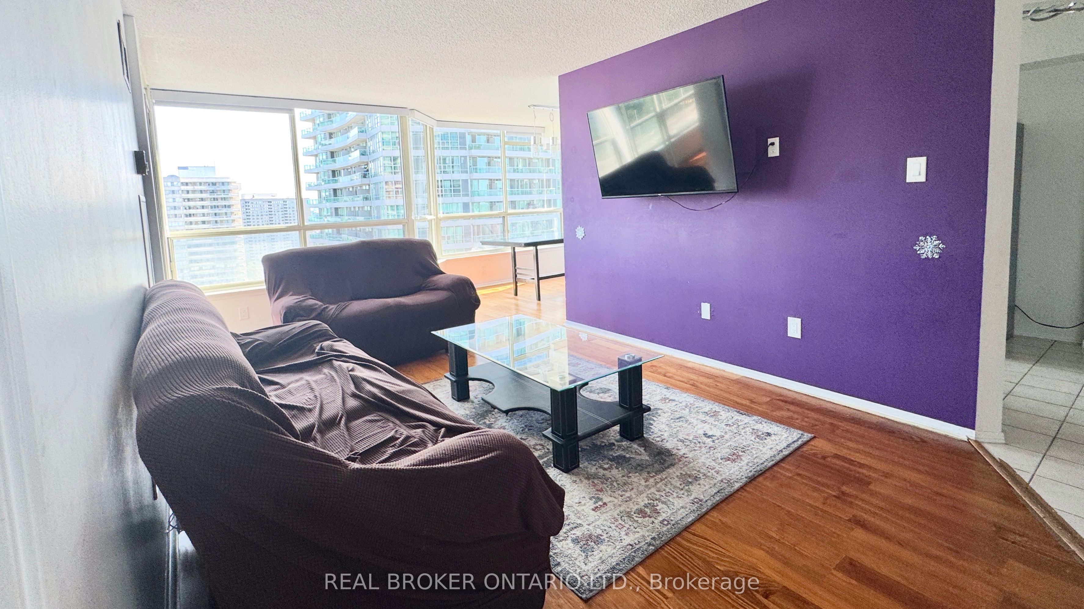 55 Elm Drive W 1608, Mississauga, ON L5E 3J3 photo 4