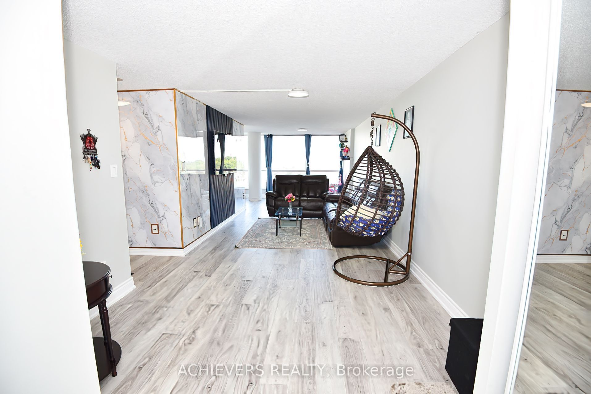 1 Rowntree Road 914, Toronto, ON M9V 5G7 photo 5