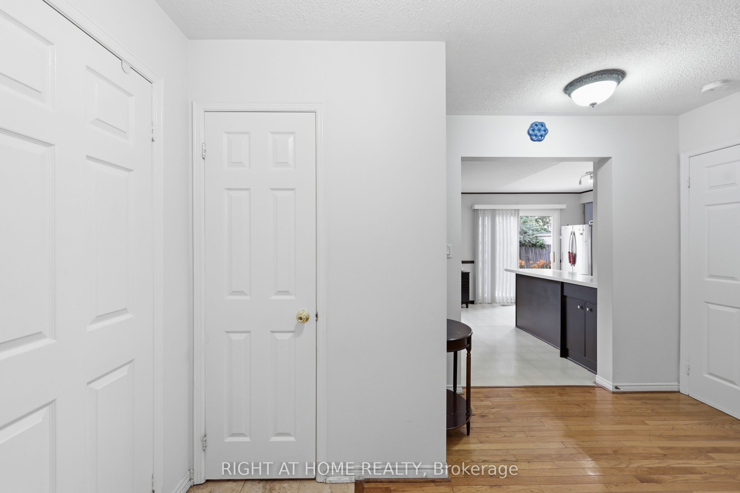 12 Newman Court, Brampton, ON L6S 5T1 photo 5